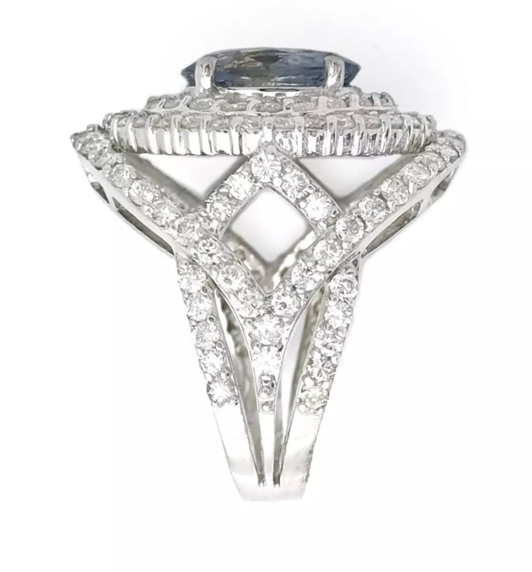 3.86Cts Sapphire Unheated(Lite Violetish-Blue) 2.65Cts Diamond 14K White Gold Ring