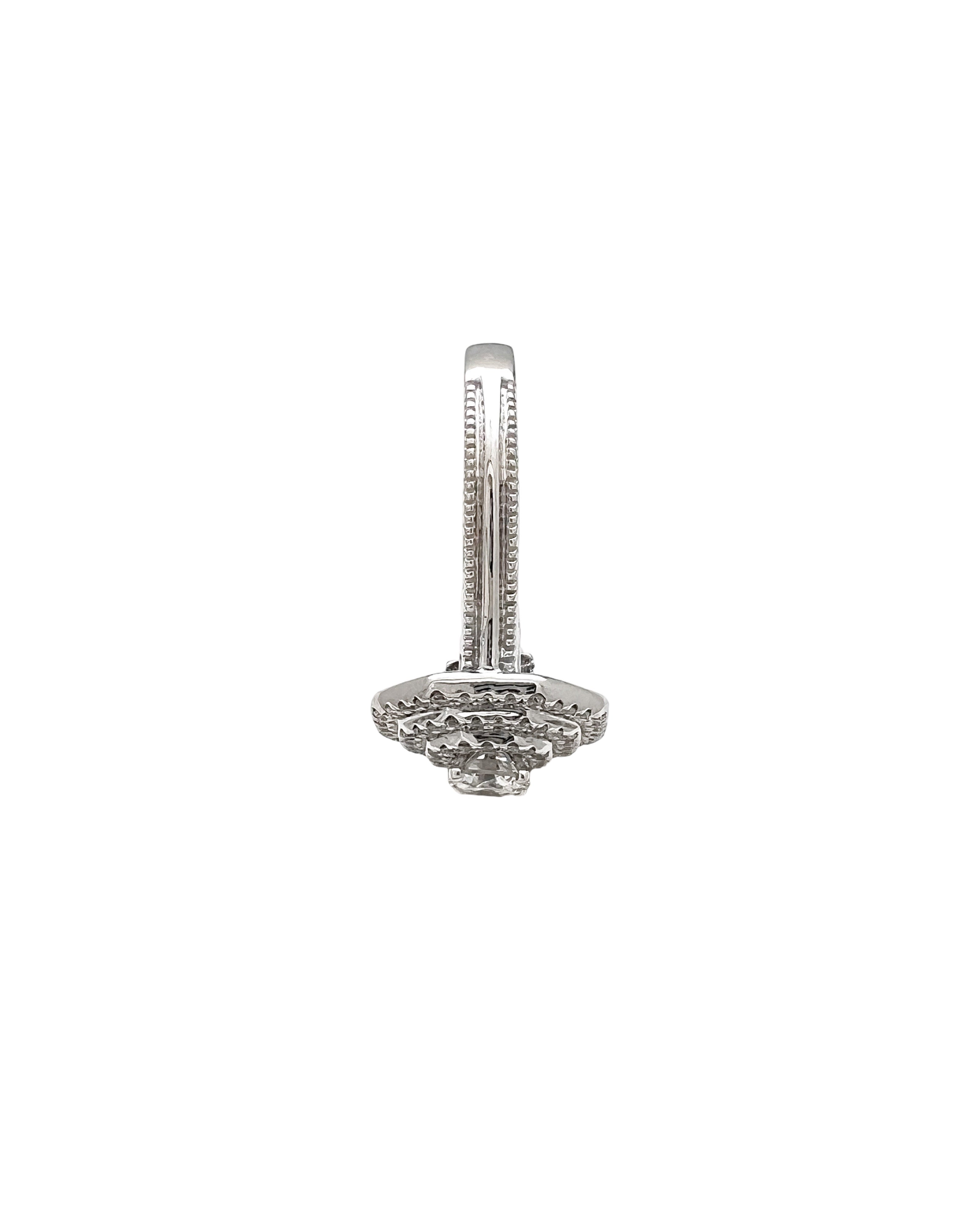 1.69 Carats Diamonds VS2(Center 0.51/5.2MM) Set In 14 Karat White Gold Ring