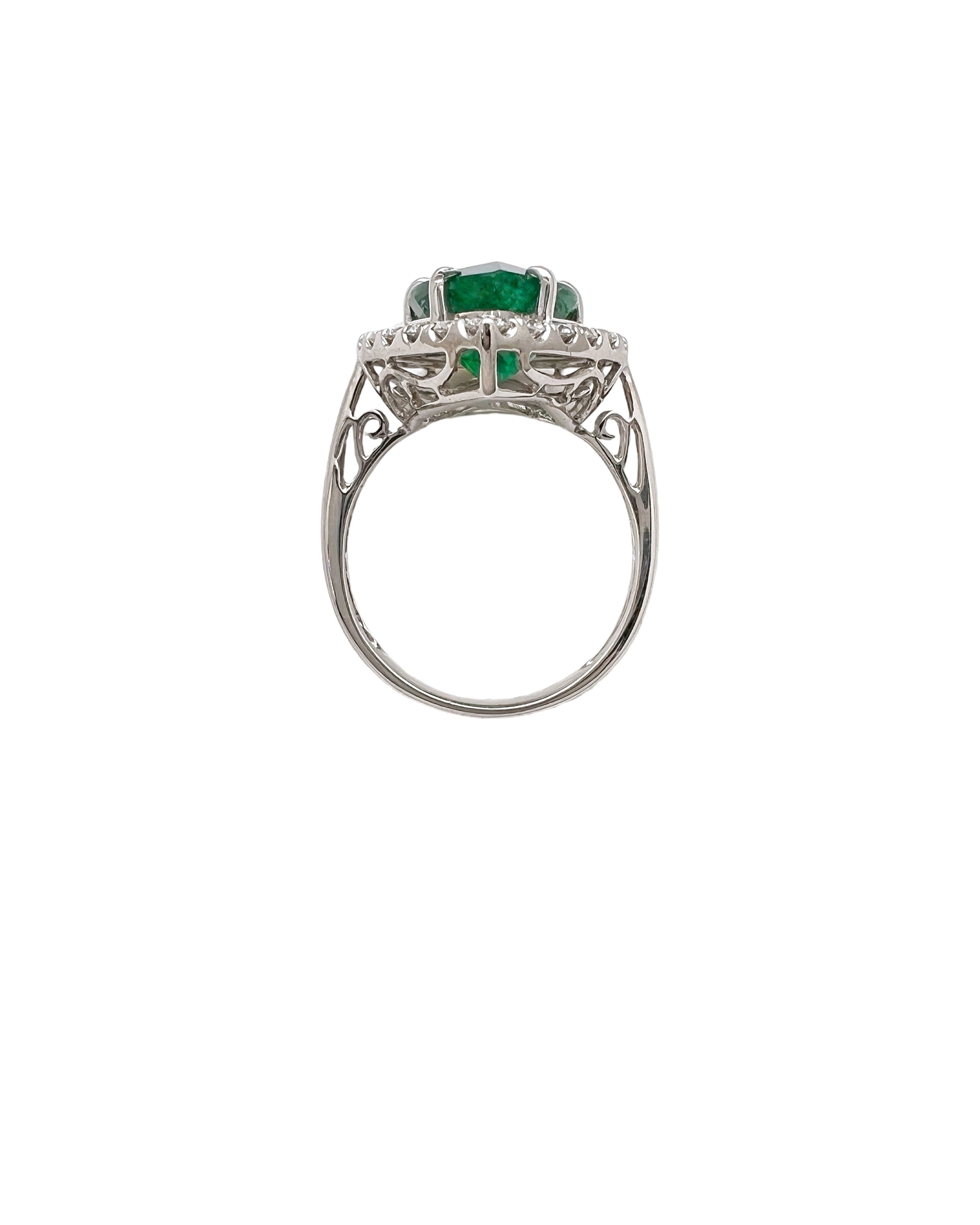 4.72 Carats Brazilian Emerald F2 (Certified) & 1.39 Carats Diamonds VS2 Set In 18K White Gold Ring