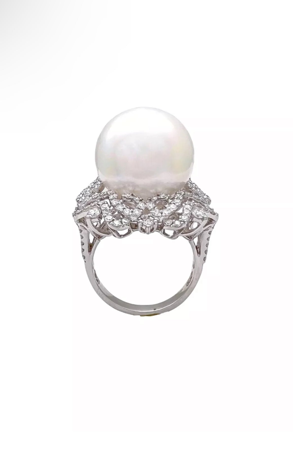 16.4MM South Sea Pearl (Certified) & 2.04 Carats Diamonds VS2 Set In 18K White Gold Ring