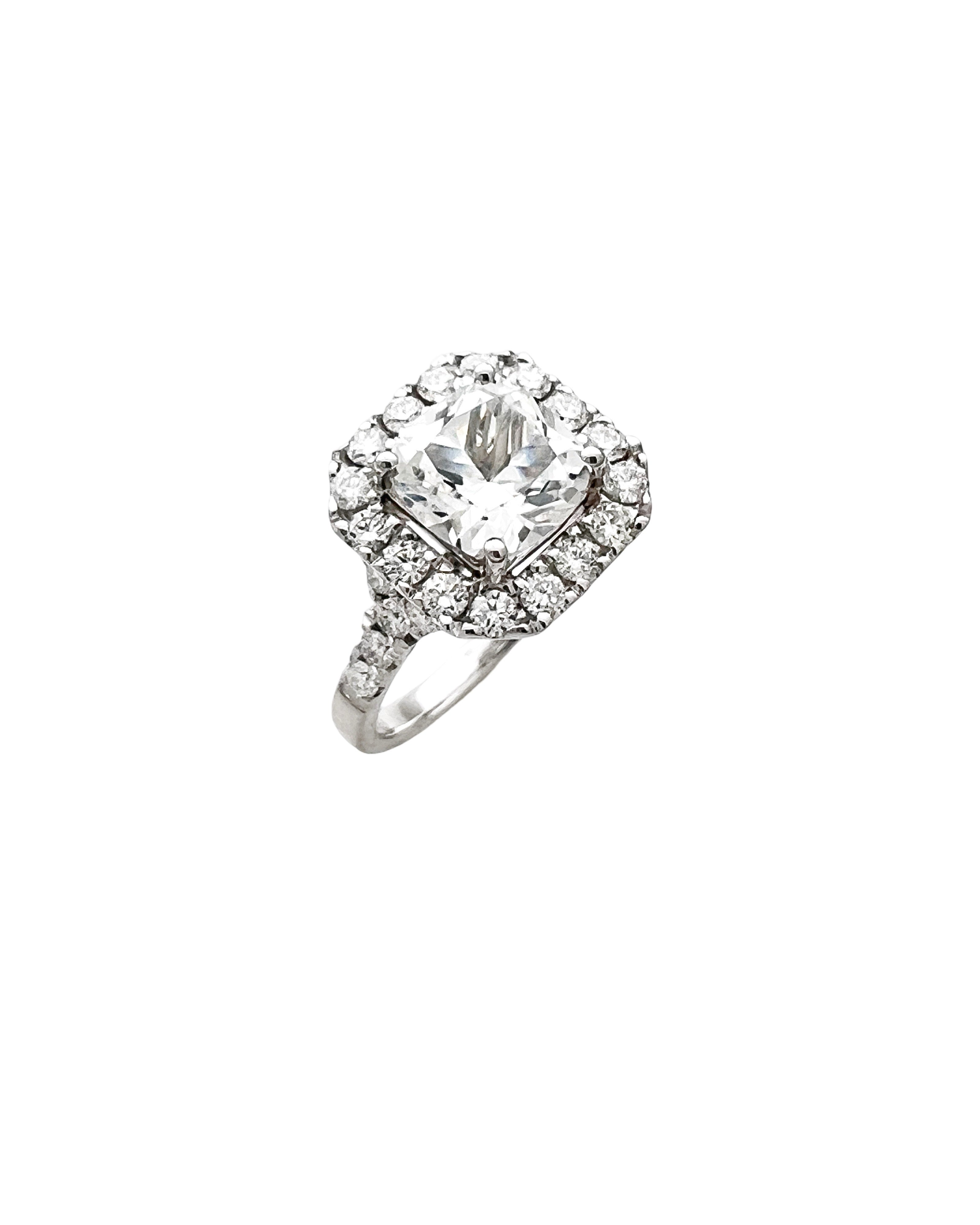 2.68 Carats White Sapphire Unheated (Certified) & 1.01 Carats Diamonds VS2 Set In 14 Karat White Gold Ring