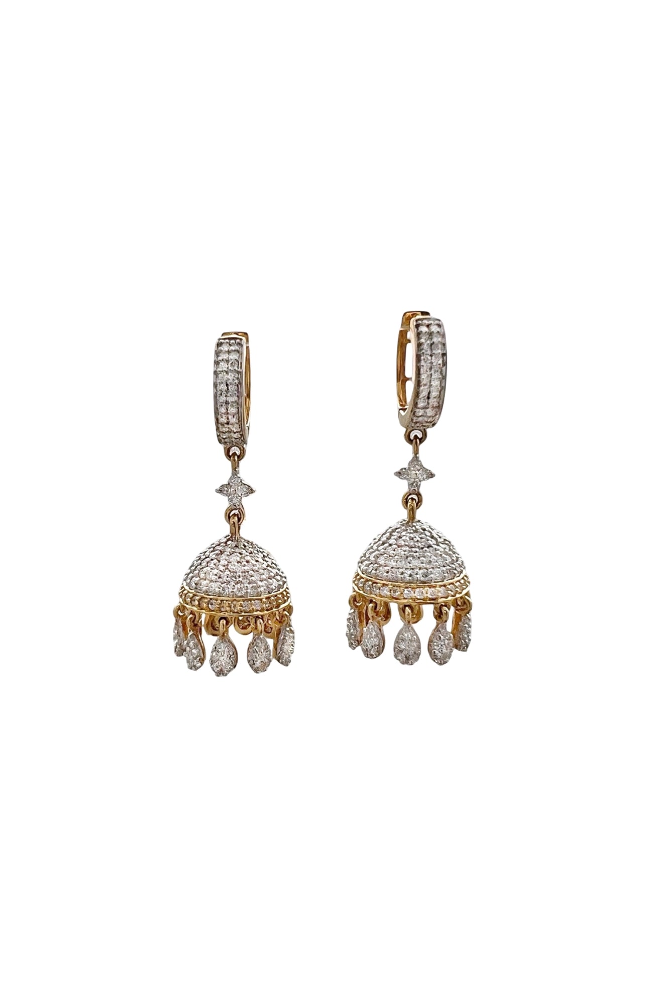 4.32 Carats Diamonds VS2 Set In 18 Karat Yellow Gold Jhumka Earrings