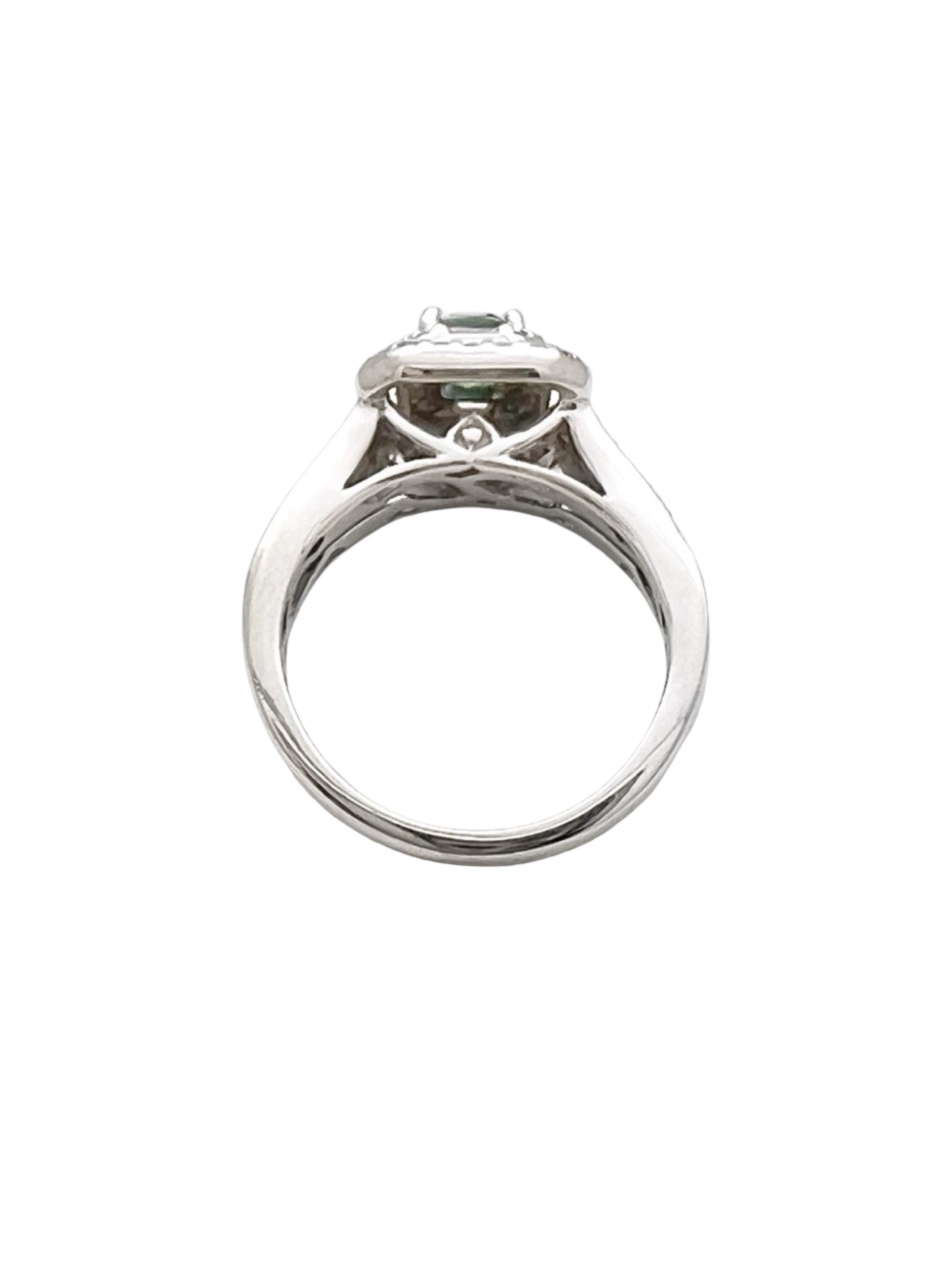 0.55 Carats Alexandrite GIA (Certified) & 0.68 Carats Diamonds Set In 14K White Gold Ring