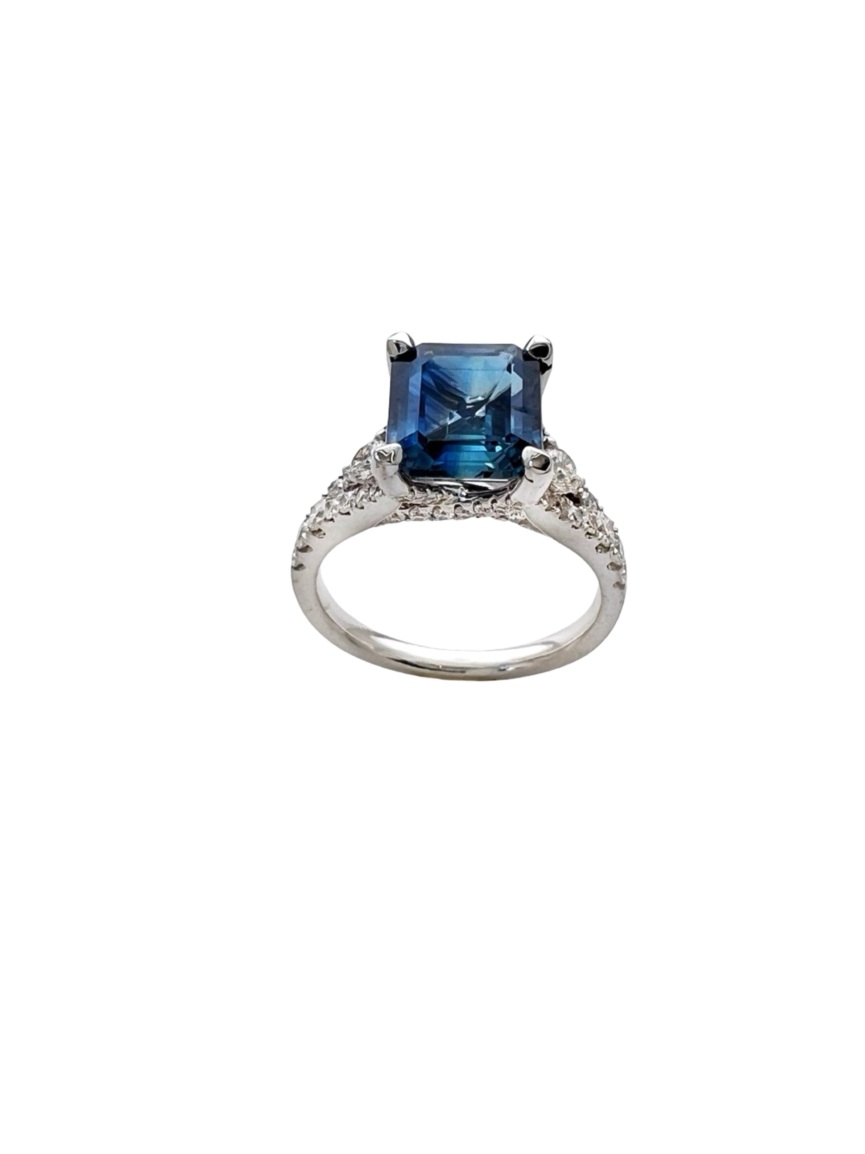 3.30 Carats Ceylon Sapphire No Heat (Certified) & 1.02 Carats Diamonds VS2 Set In 18K White Gold Ring