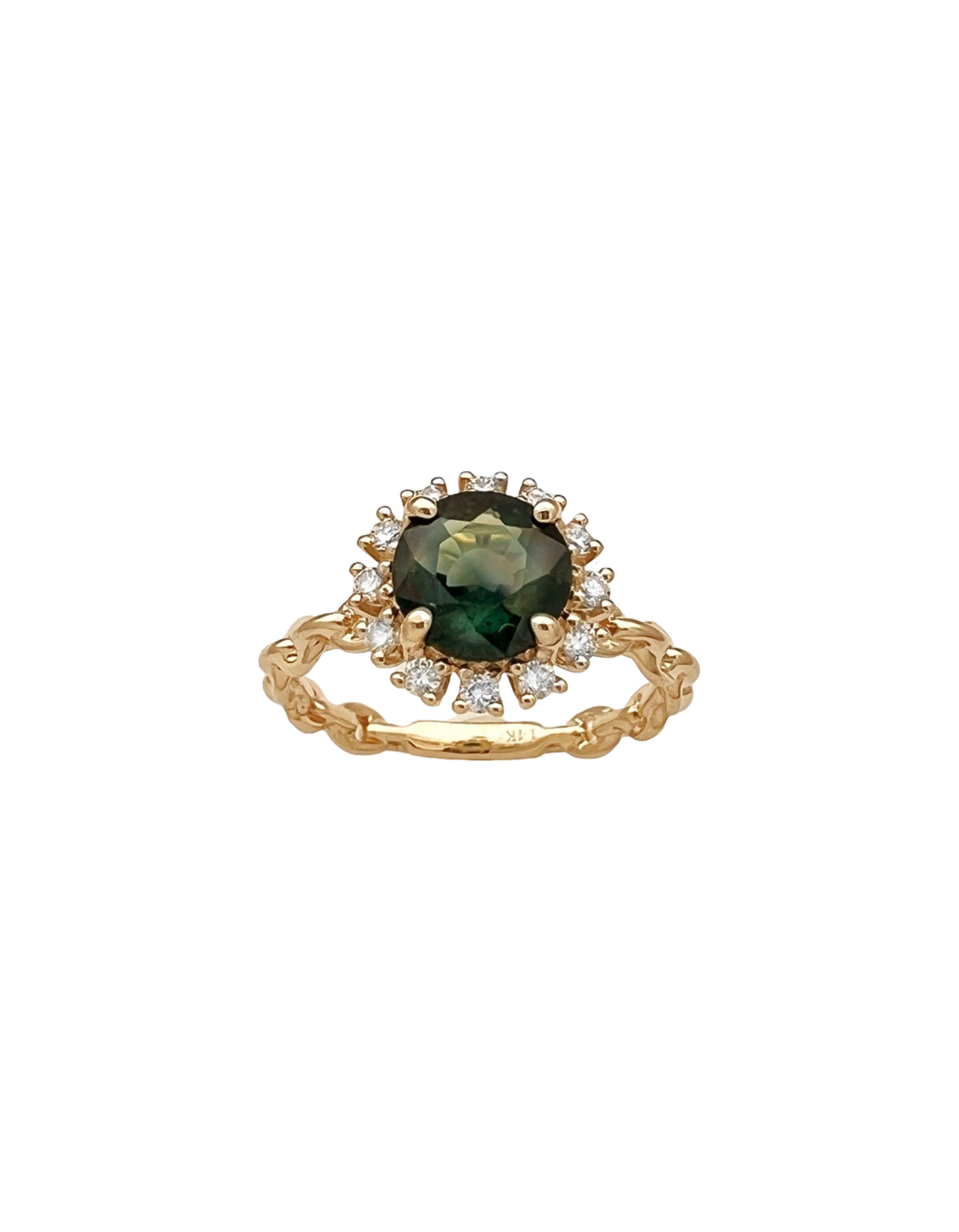 1.79 Carats Ceylon Sapphire (Certified) & 0.31 Carats Diamonds VS2 Set In 14K Yellow Gold Ring