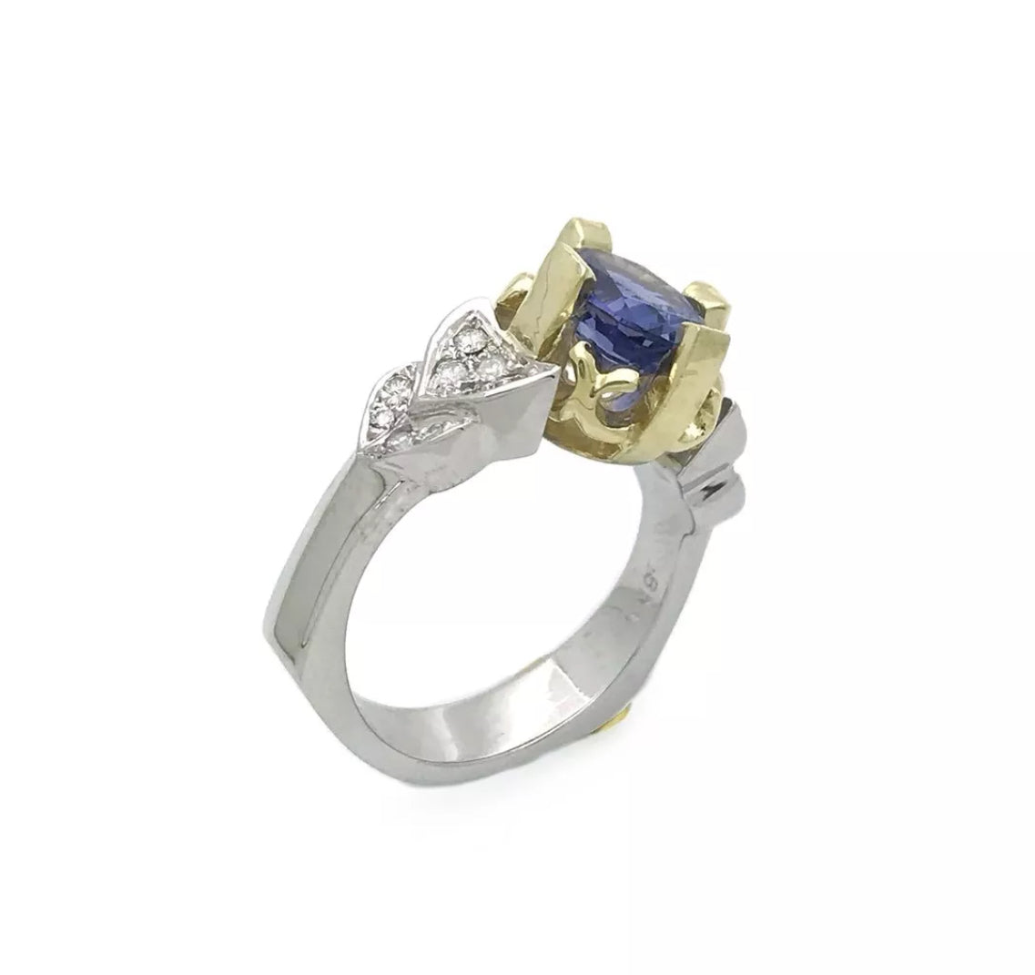 2.46 Cts Bluish-Violet Ceylon Sapphire Unheat Cert W/ Dia 18K Wht-Yel Gold Ring