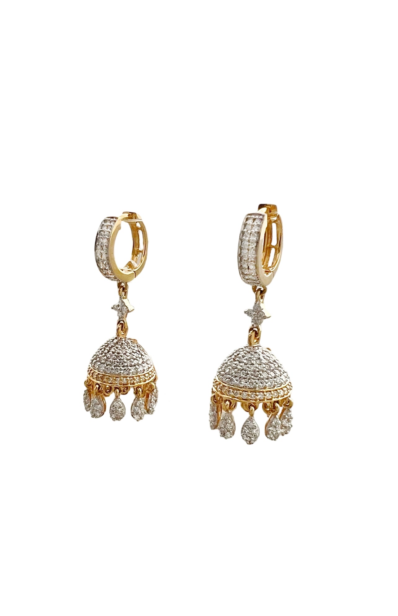 4.32 Carats Diamonds VS2 Set In 18 Karat Yellow Gold Jhumka Earrings