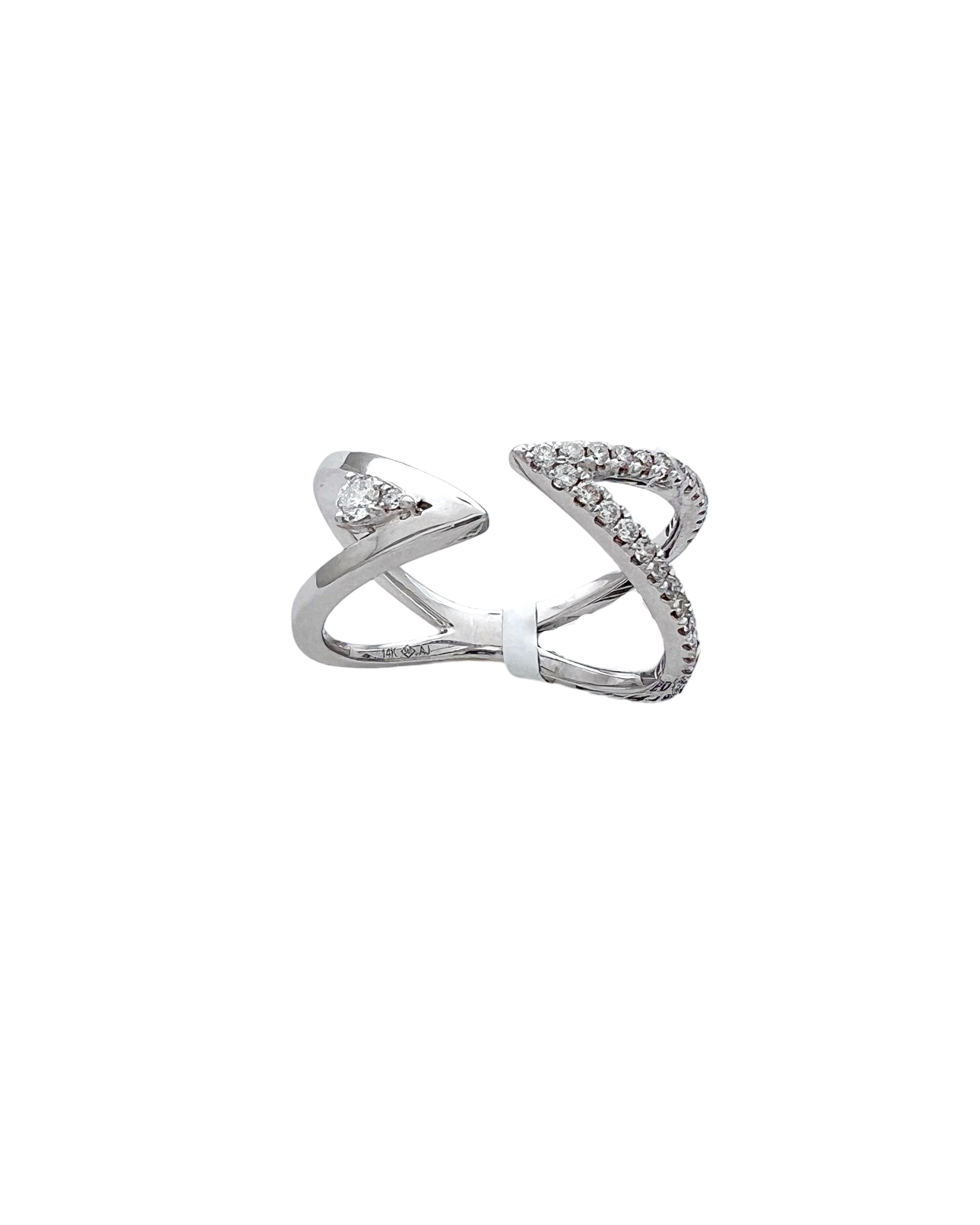 0.25 Carats Diamonds VS2 Set In 14 Karat White Gold Bi-Pass Ring