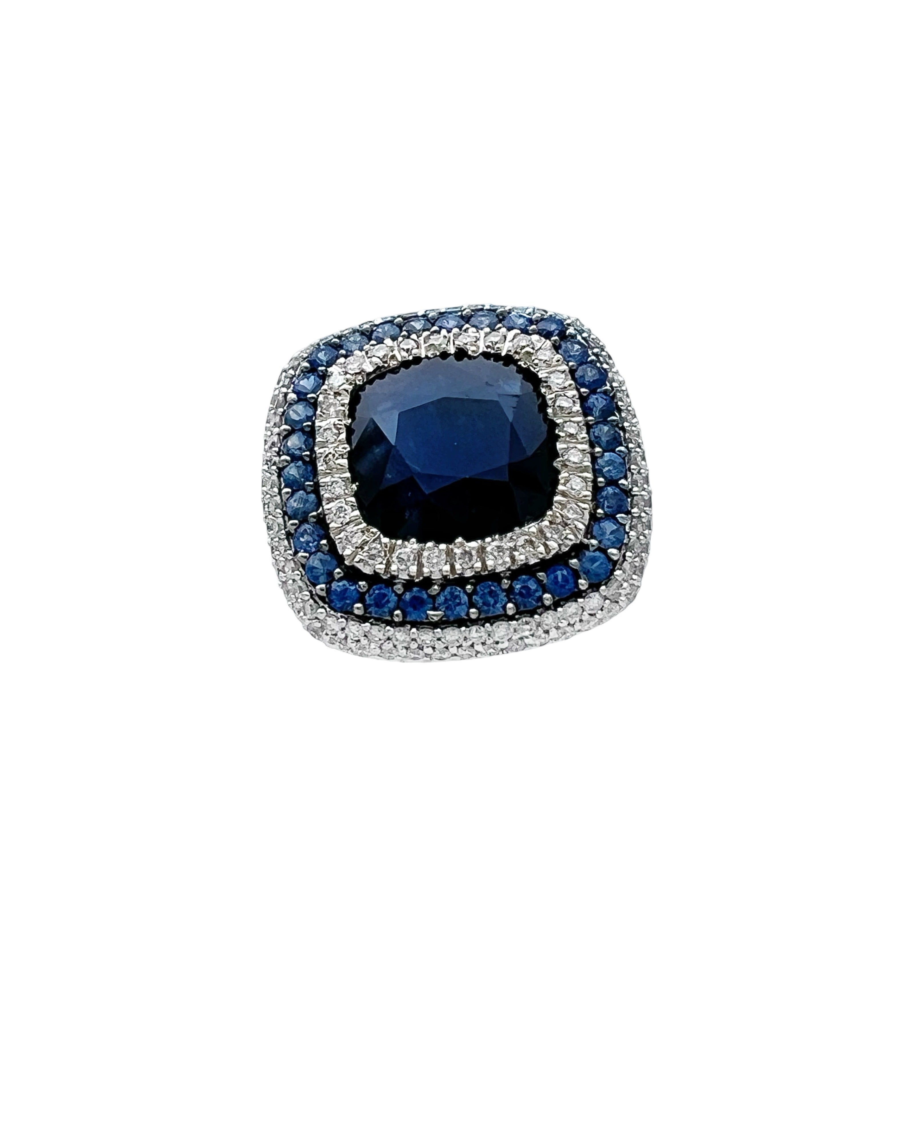 5.40 Carats Sapphire/Center 4.80 Sapphire Madagascar And 1.02 Carats Diamond VS2 Set 14 Karat White Gold Ring