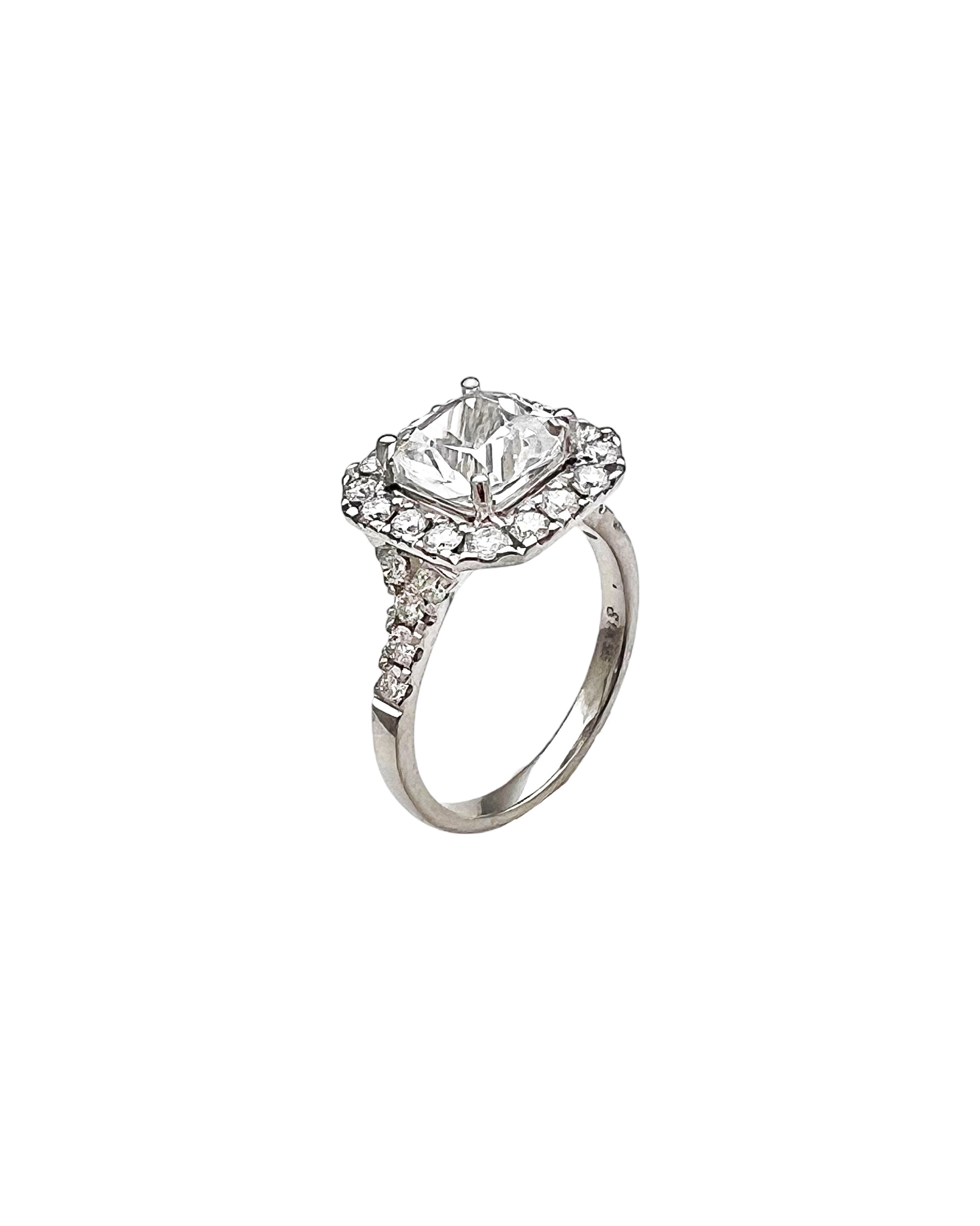 2.68 Carats White Sapphire Unheated (Certified) & 1.01 Carats Diamonds VS2 Set In 14 Karat White Gold Ring