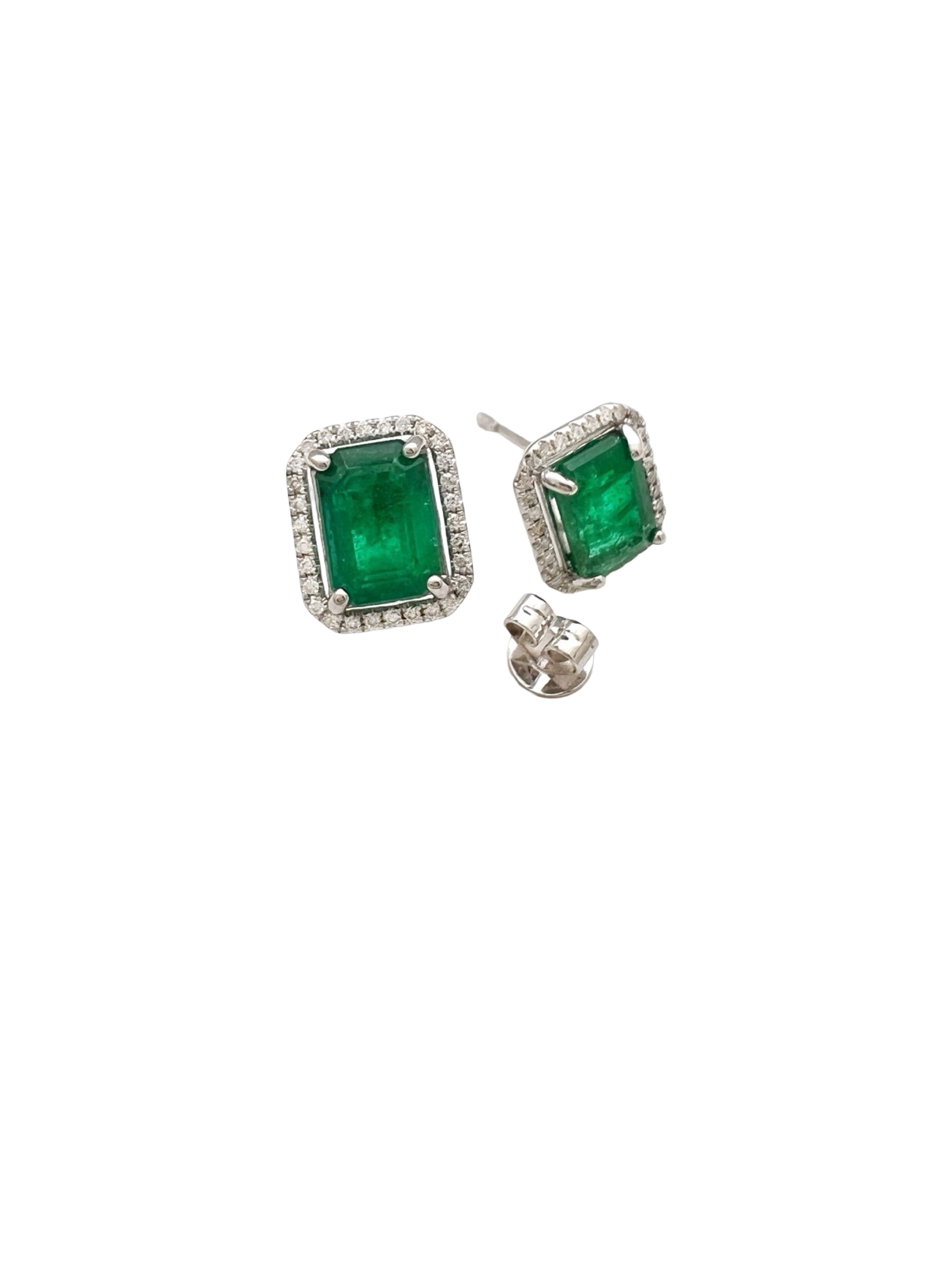 4.47 Carats Brazilian Emeralds F2 (Certified) & 0.42 Carats Diamonds Set 14k White Gold Earrings