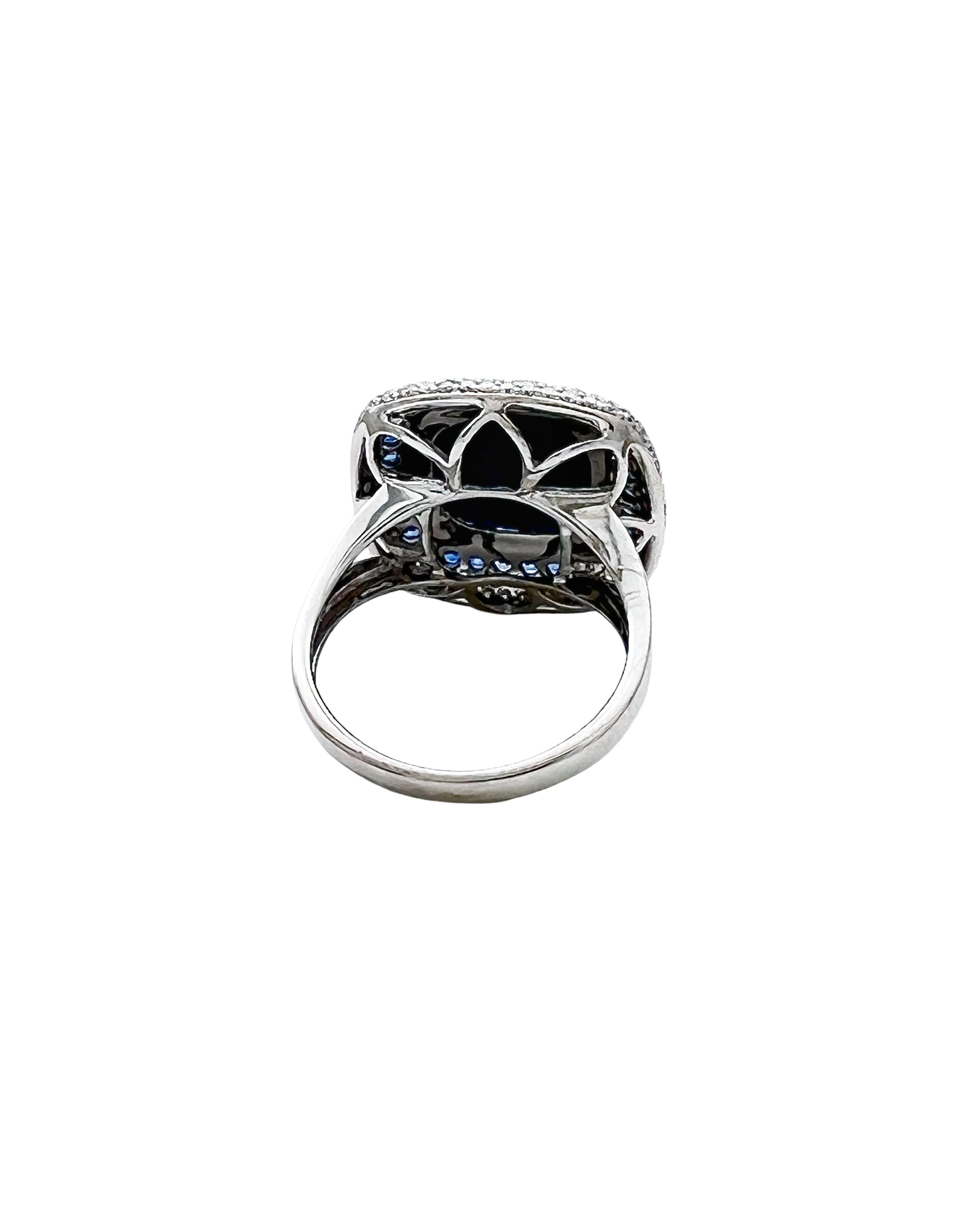5.40 Carats Sapphire/Center 4.80 Sapphire Madagascar And 1.02 Carats Diamond VS2 Set 14 Karat White Gold Ring