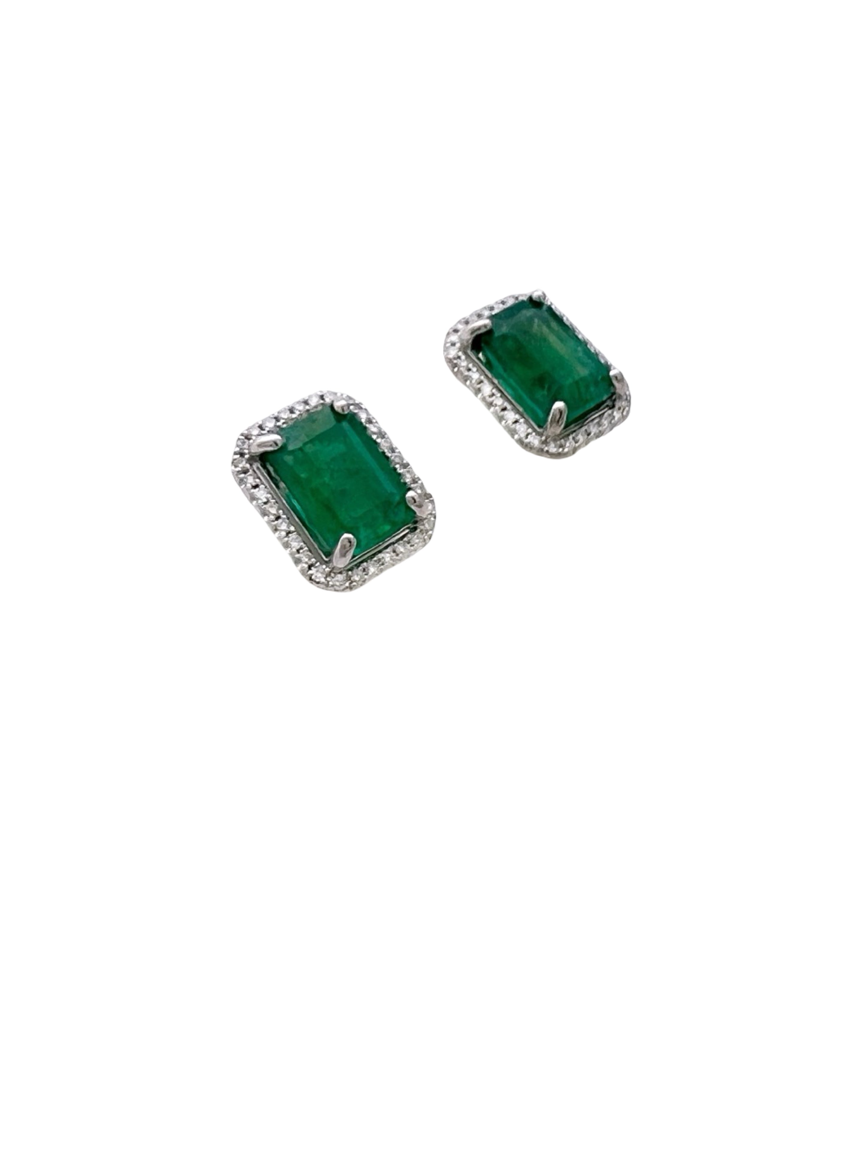 4.47 Carats Brazilian Emeralds F2 (Certified) & 0.42 Carats Diamonds Set 14k White Gold Earrings