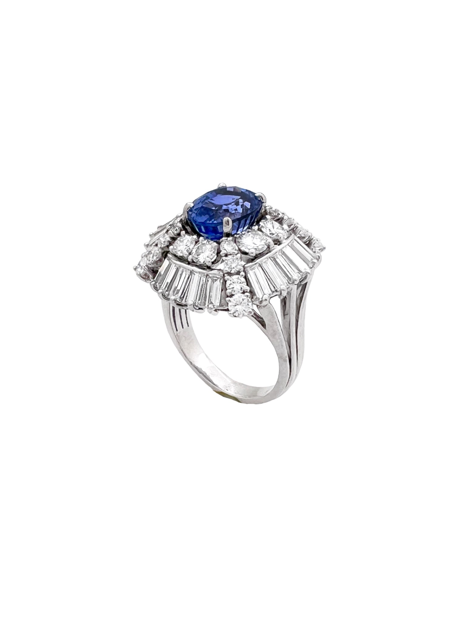 4.45Cts Sapphire Heated(Med Violetish-Blue) 5.61Cts Diamonds Cert. Platinum Ring