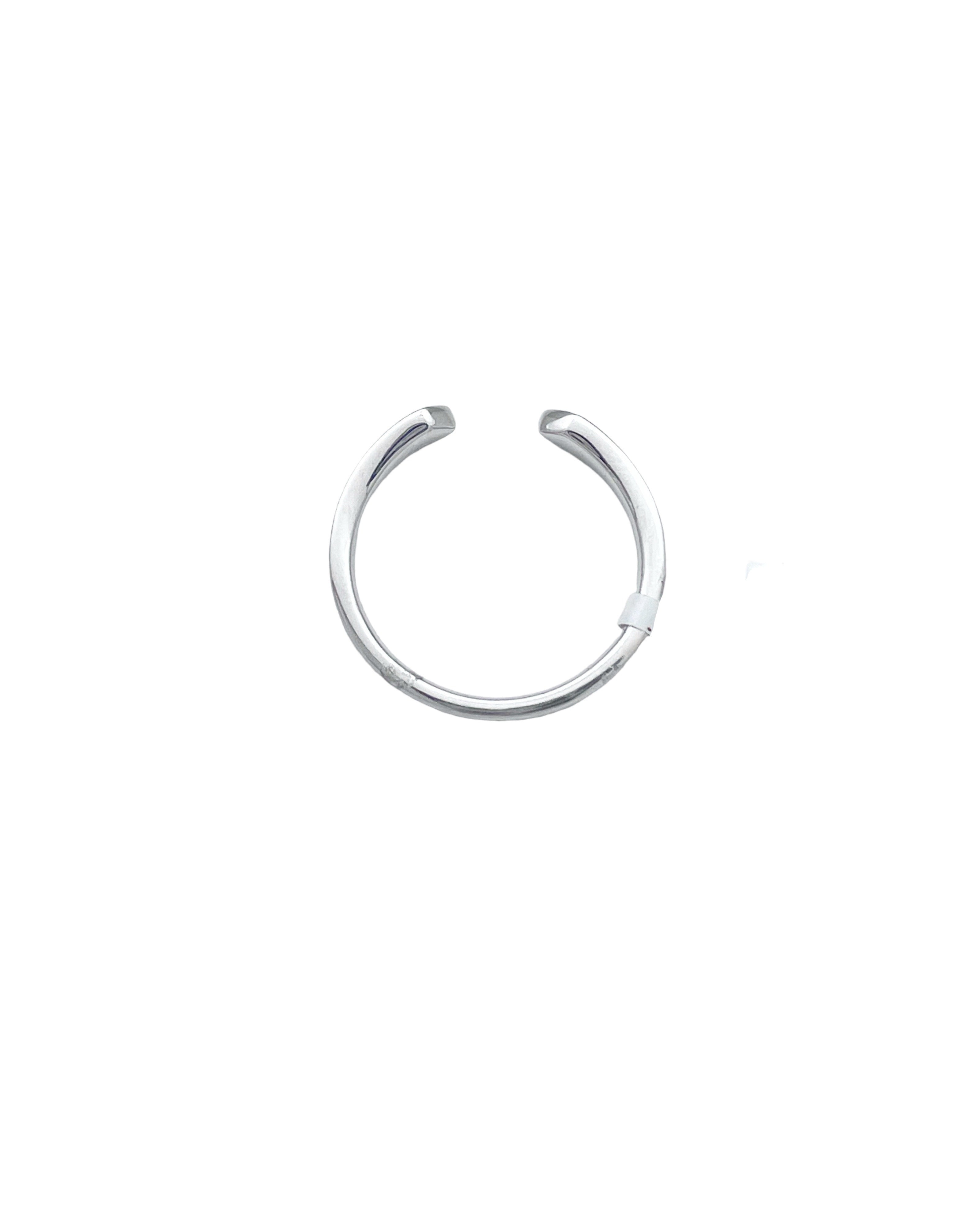 O.17 Carats Diamond Set In 14 Karat White Gold Gap Band