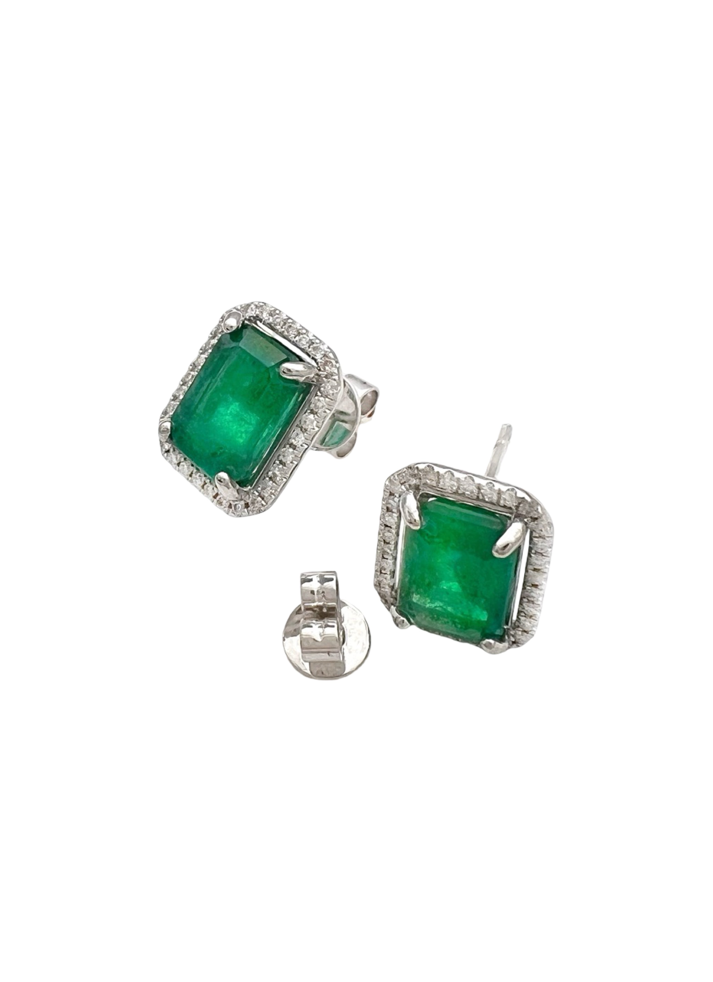 4.47 Carats Brazilian Emeralds F2 (Certified) & 0.42 Carats Diamonds Set 14k White Gold Earrings