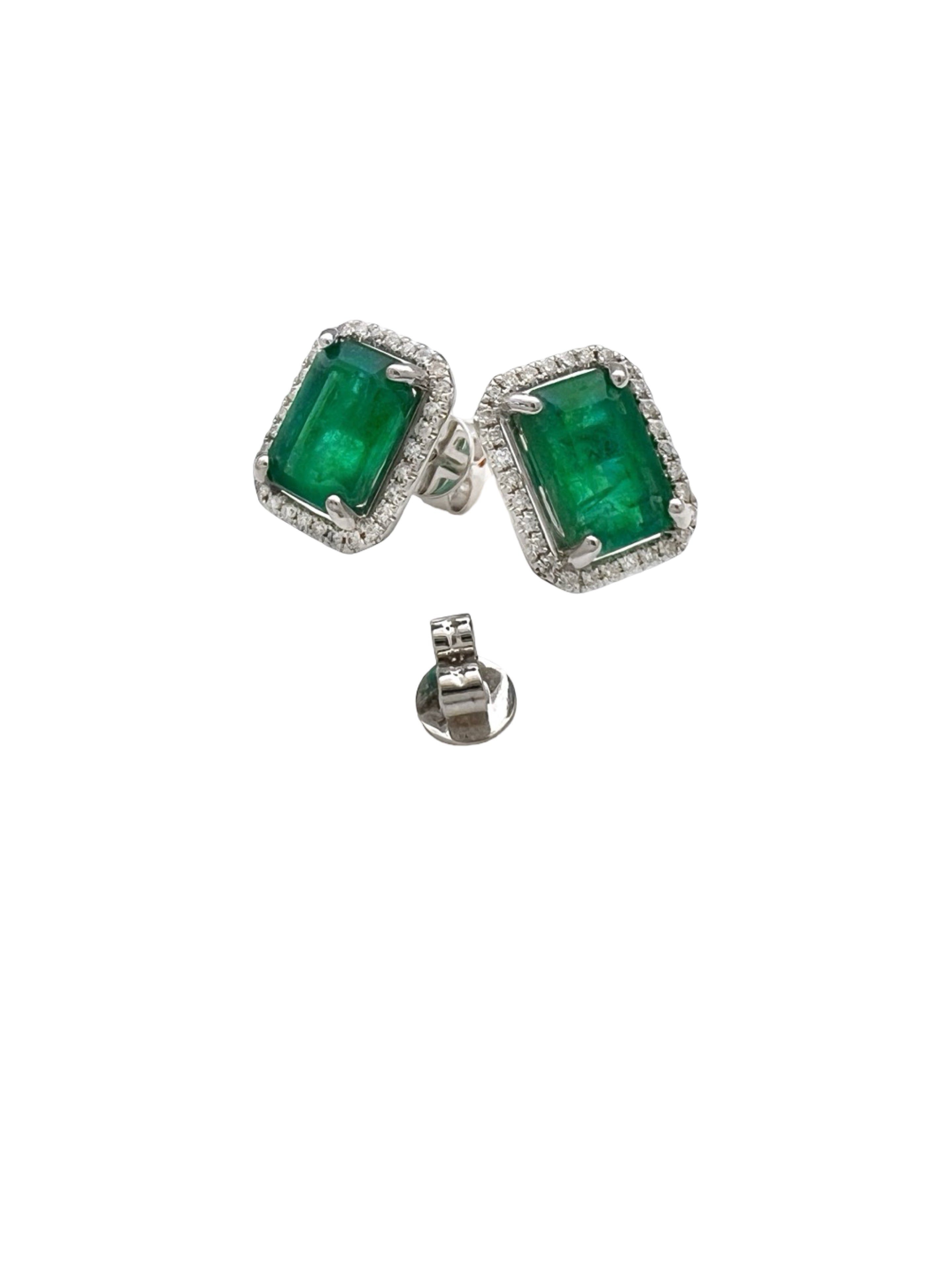 4.47 Carats Brazilian Emeralds F2 (Certified) & 0.42 Carats Diamonds Set 14k White Gold Earrings