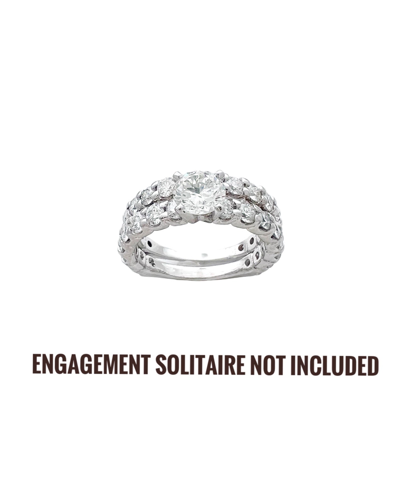 2.04 Carats Diamonds VS2 Set in 14 Karat White Gold Ring