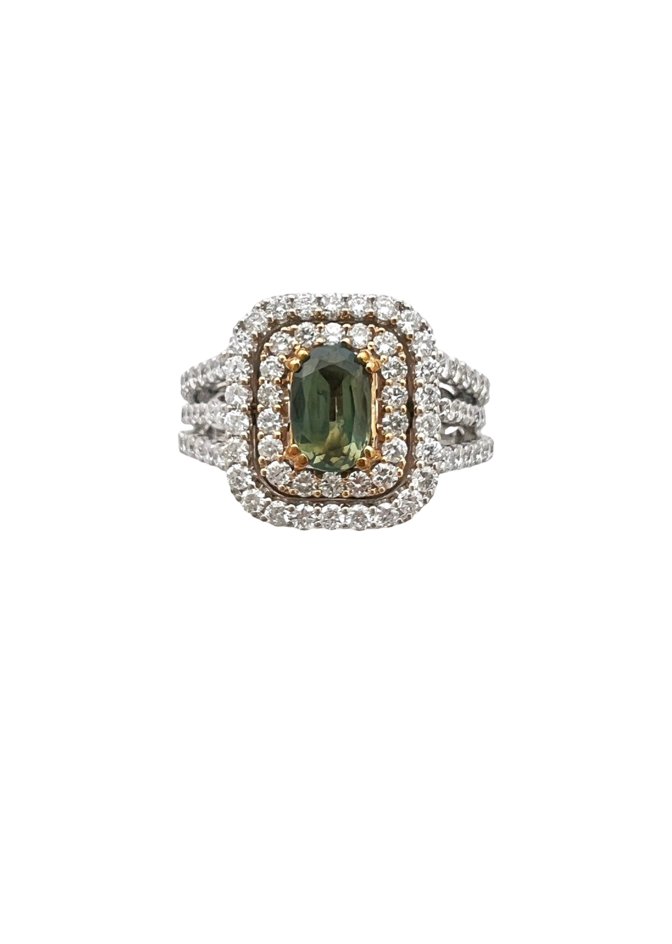 1.09 Carats Alexandrite GIA (Certified) & 1.72 Carats Diamonds VS2 Set In 14K white-Yellow Gold Ring