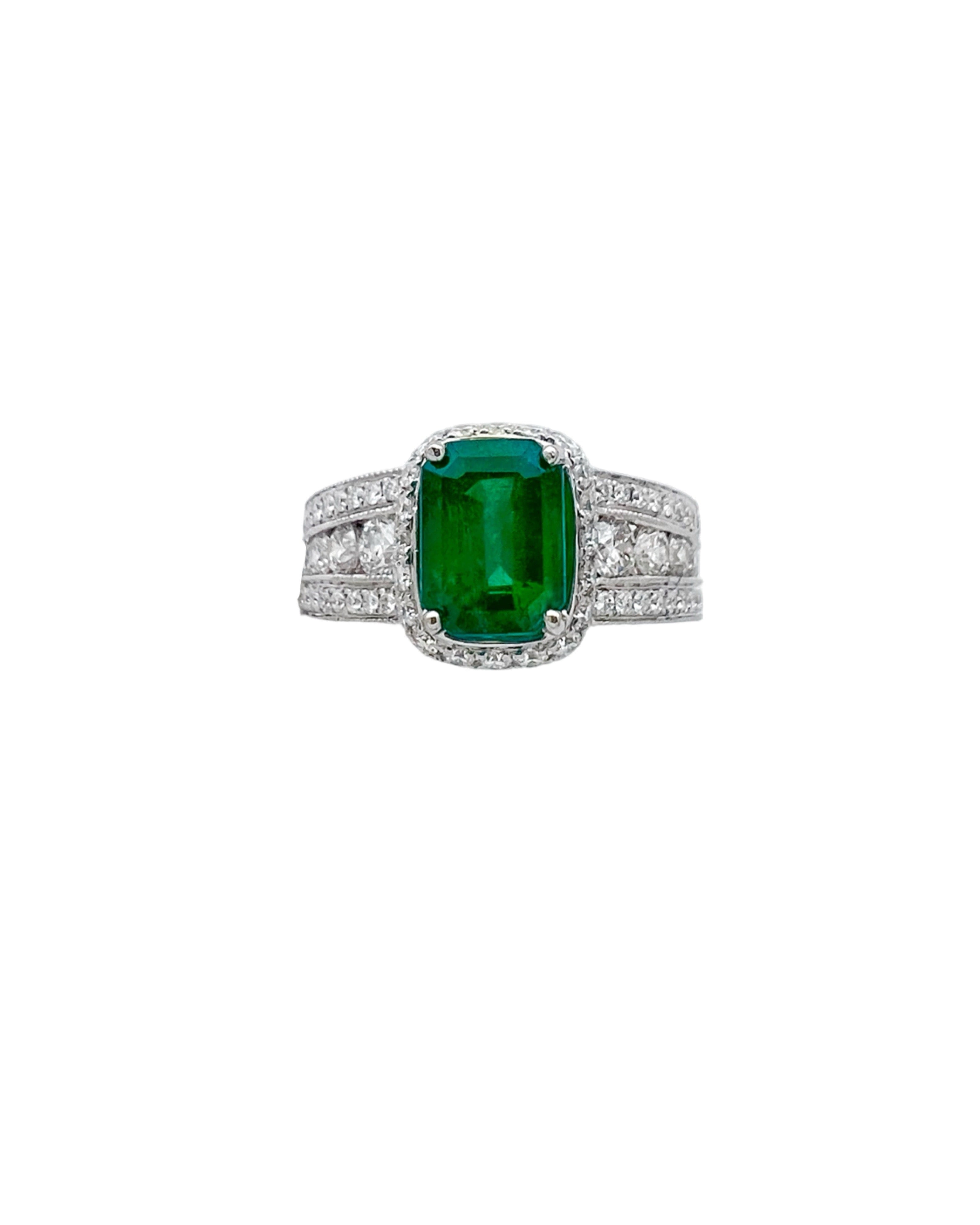 2.01 Carats Emerald Zambian F1 (Certified) & 2.01 Carats Diamond VS2 Set In 14 Karat White Gold Ring