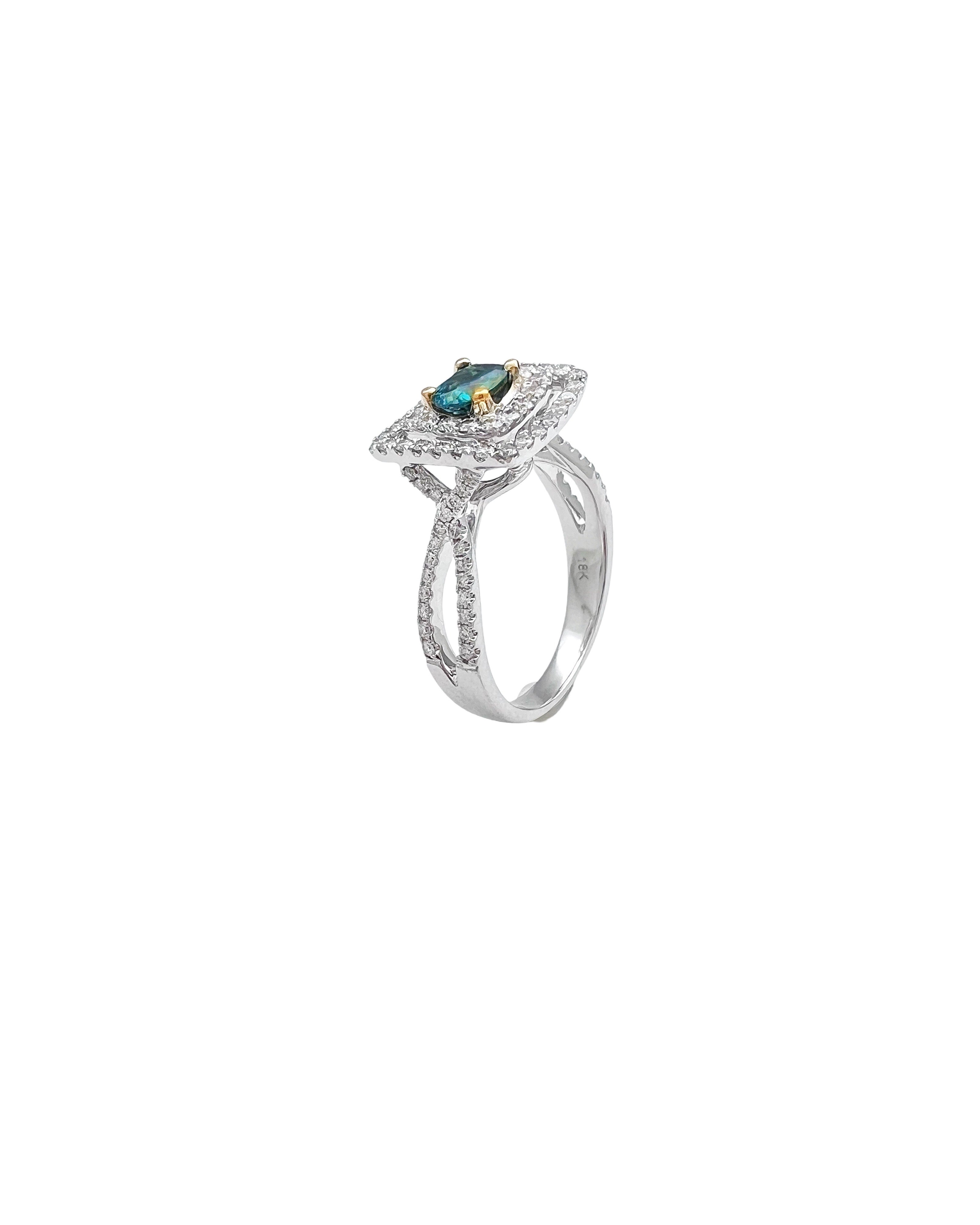 0.56 Carats Alexandrite GIA (Certified) & 0.92 Carats Diamonds VS2 Set In 18 Karat White-Yellow Gold Ring