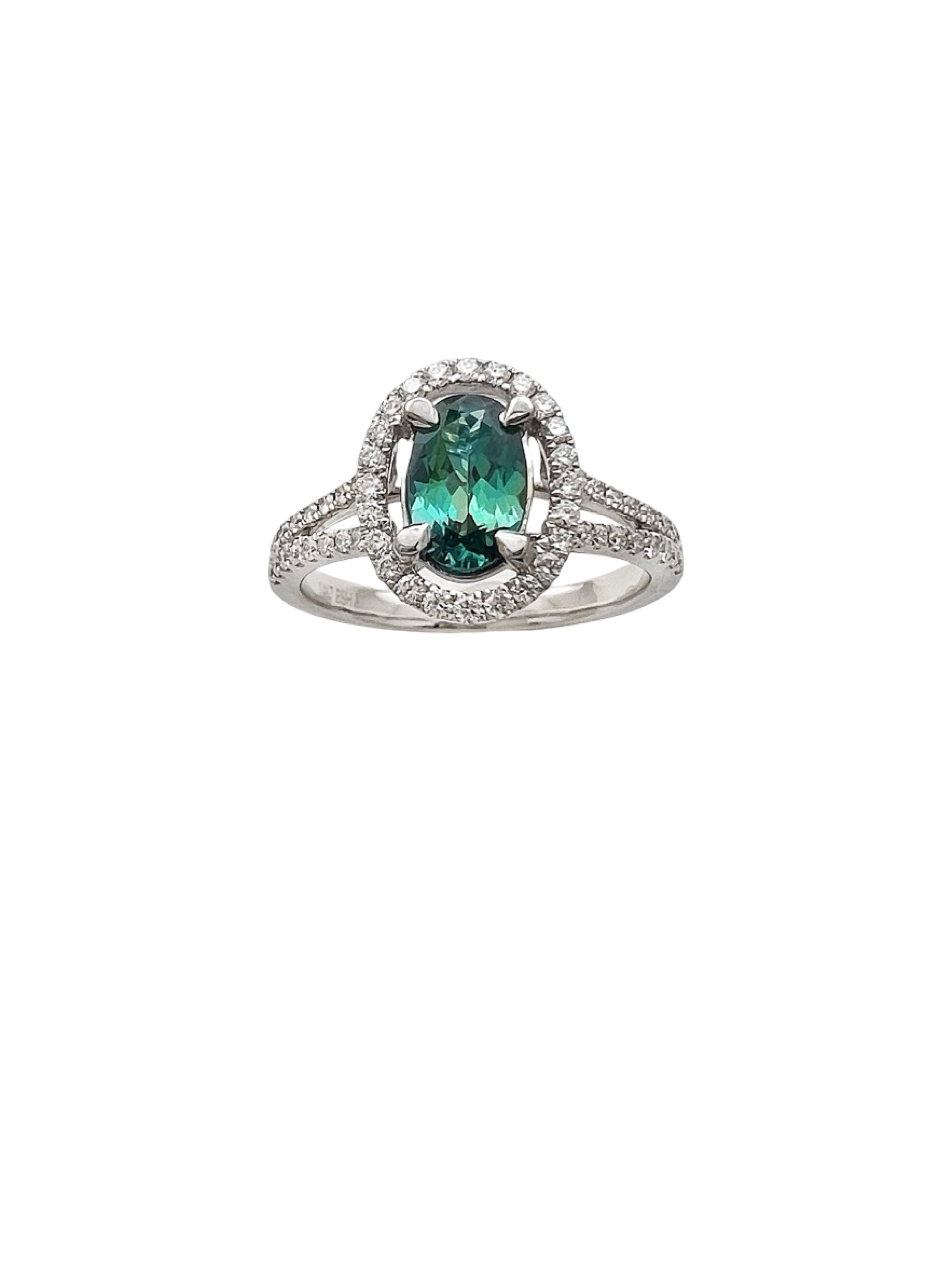 0.77 Carats Alexandrite GIA (Certified) & 0.52 Carats Diamond VS2 Set In 14K White Gold Ring