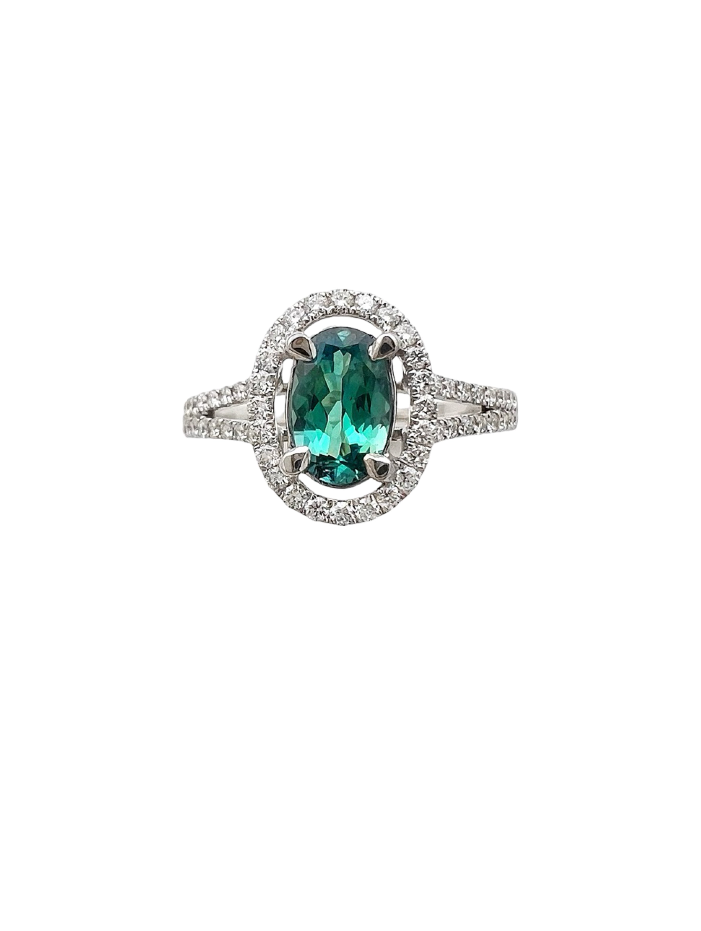 0.77 Carats Alexandrite GIA (Certified) & 0.52 Carats Diamond VS2 Set In 14K White Gold Ring