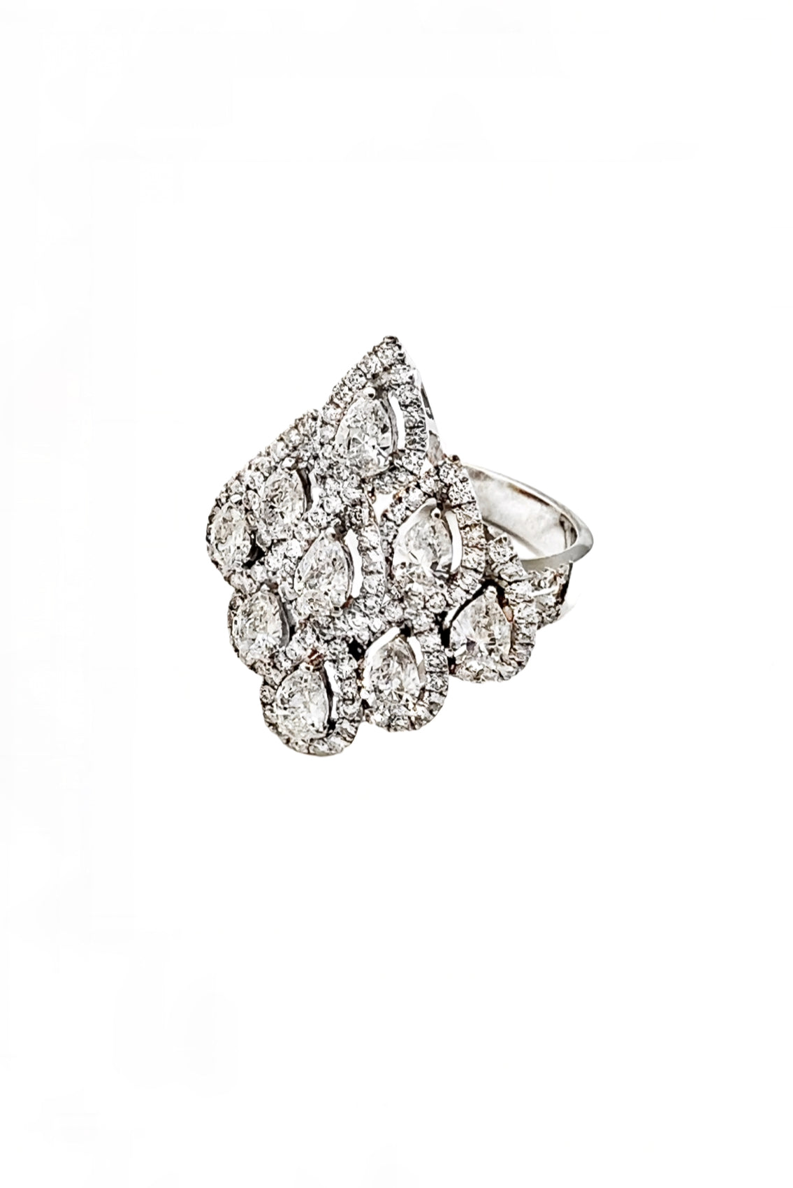 2.03 Carats Diamonds VS2 Set In 18K White Gold Ring