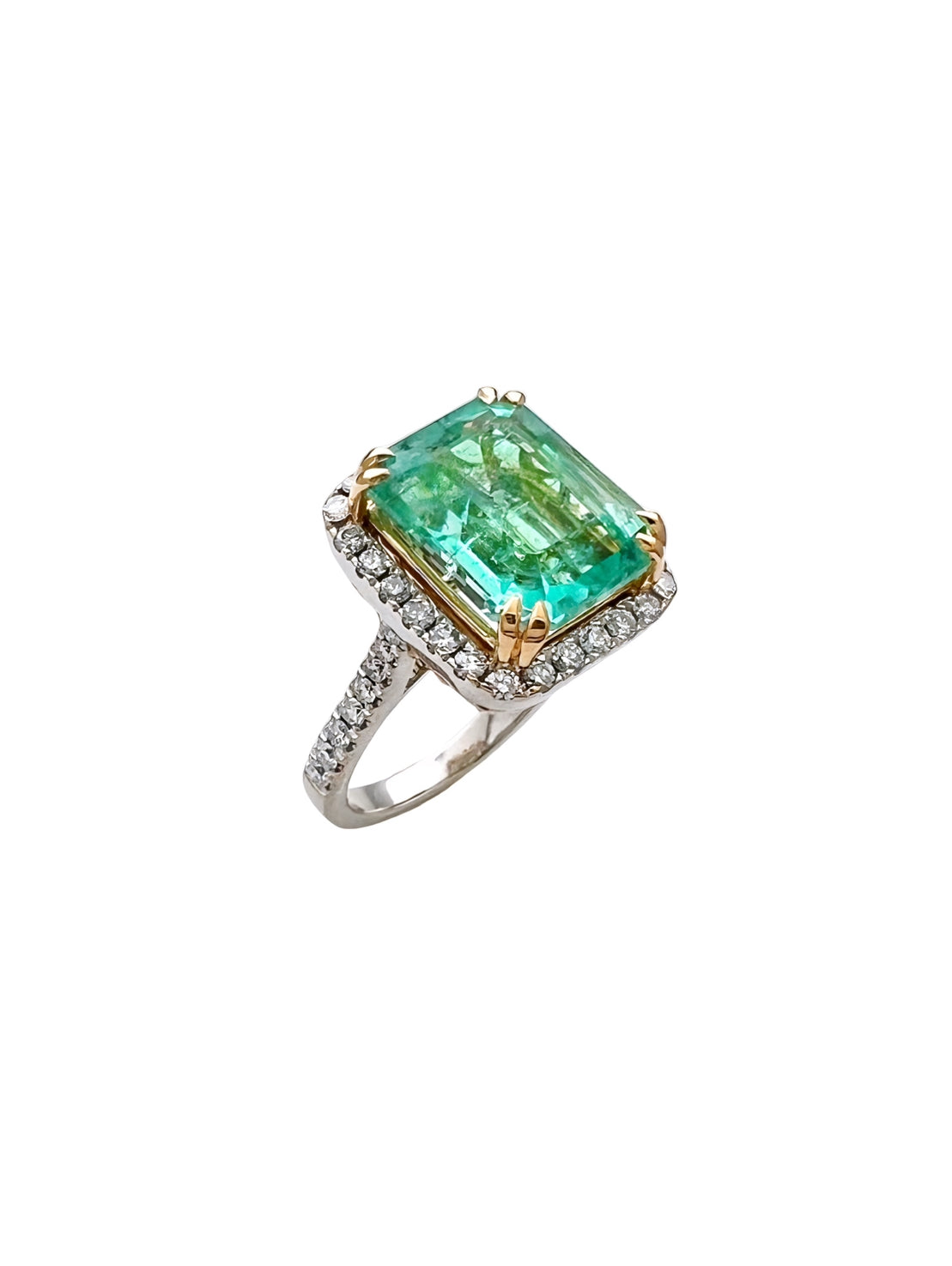 7.21 Carats Colombian Emerald F1 (Certified) & 1.02 Carats Diamonds VS2 Set In 14 Karat White Gold Ring