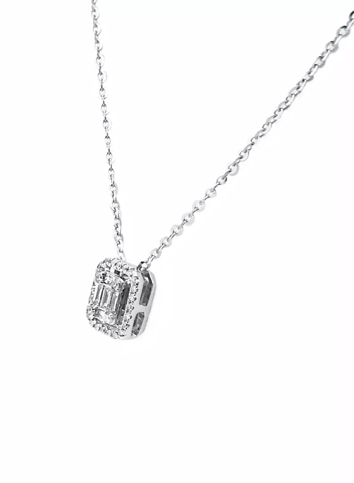 0.43 Carats Diamond 14K White Gold Pendant And Adjustable Chain
