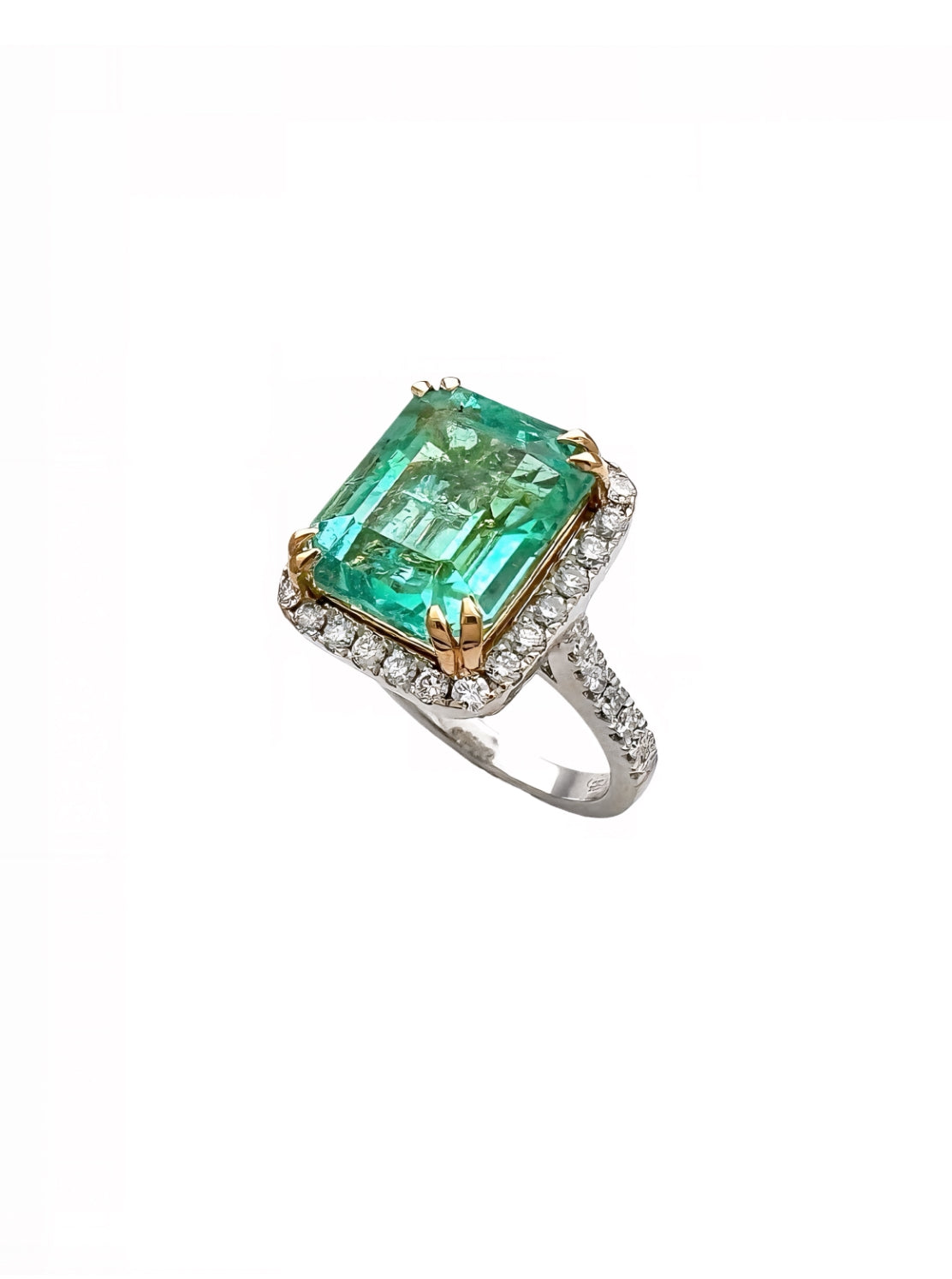 7.21 Carats Colombian Emerald F1 (Certified) & 1.02 Carats Diamonds VS2 Set In 14 Karat White Gold Ring