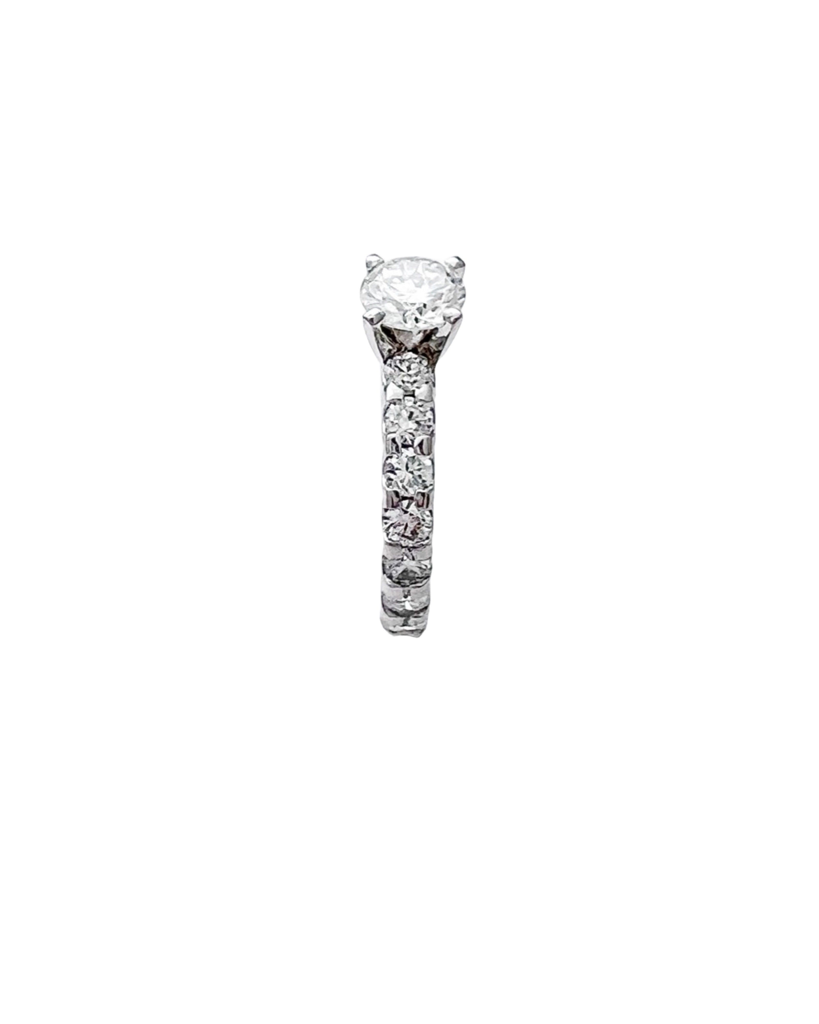 2.96 Carats Diamonds VS2/ Center 0.92 Carats SI2 (Certified) Set In 14 Karat White Gold Ring