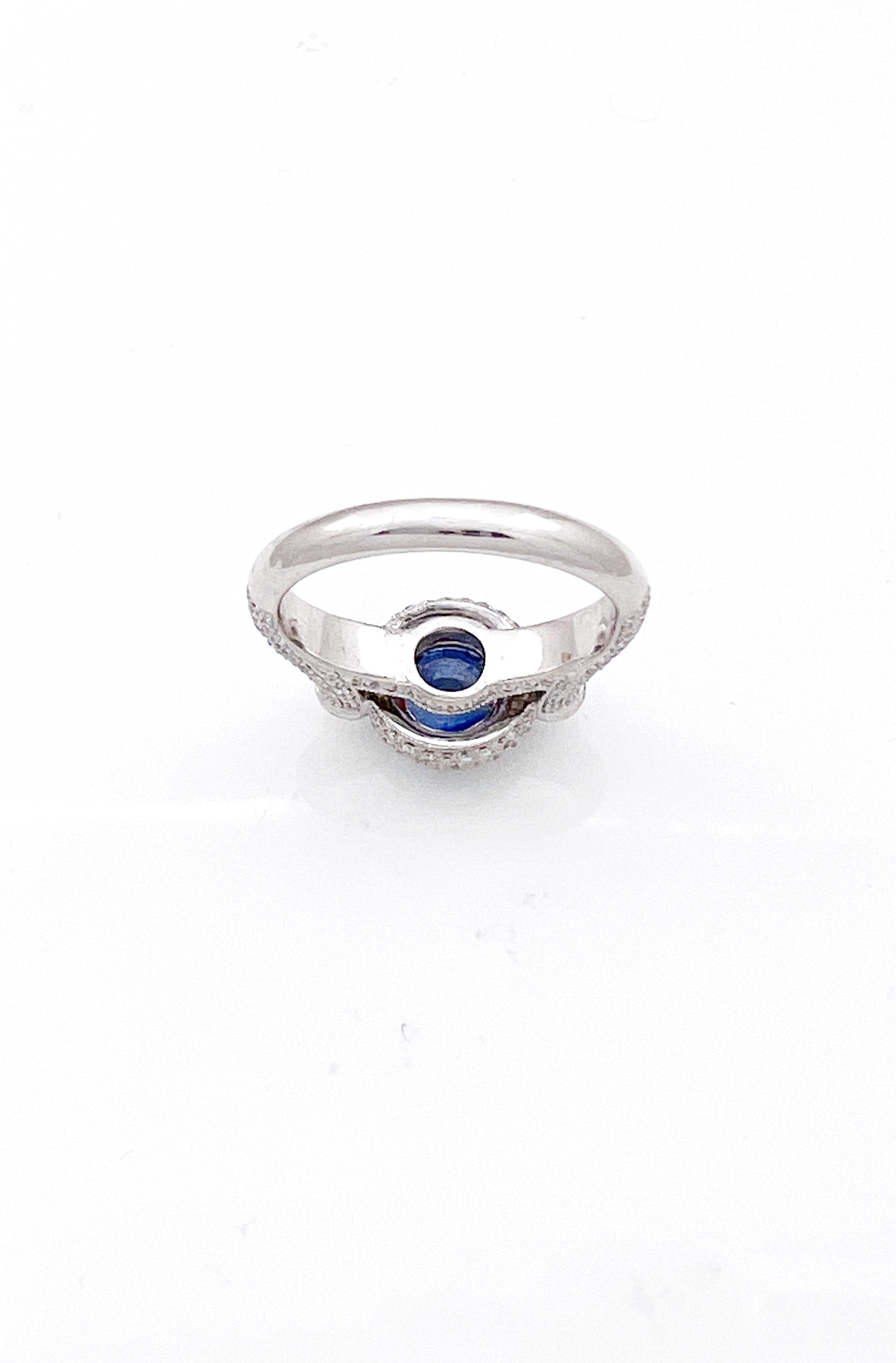 1.88 Carats Ceylon Sapphire Certified & 1.51 Carats Diamonds VS2 14Kt White Gold Ring