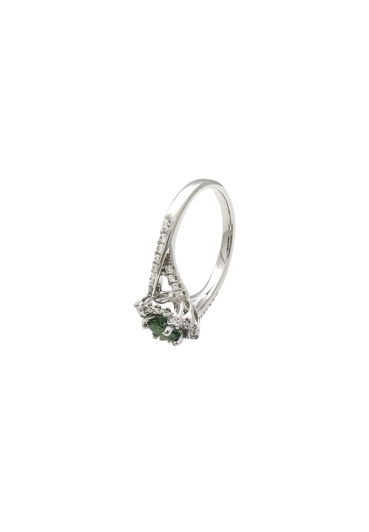 0.57 Carats Alexandrite GIA (Certified) & 0.92 Carats Diamond VS2 Set In 14K White Gold Ring