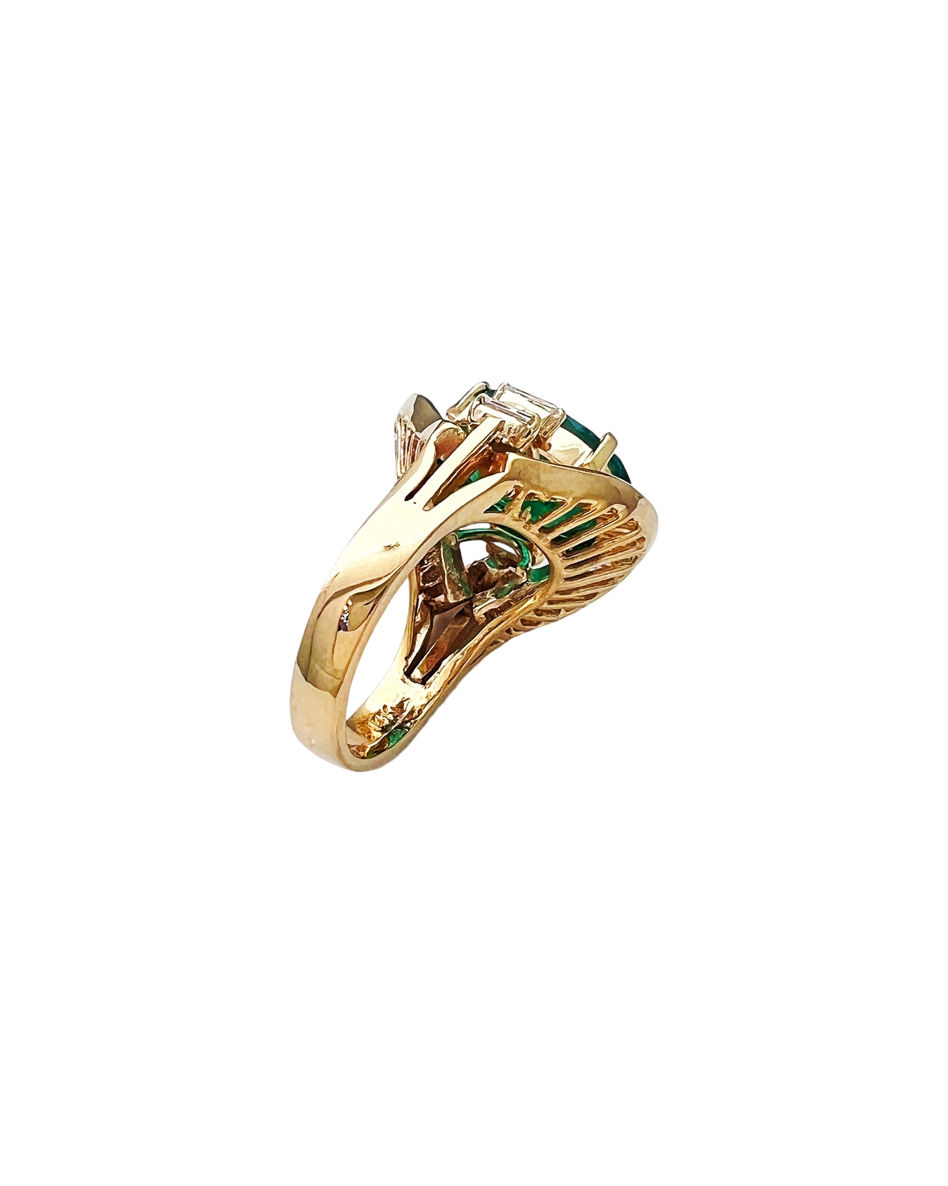 6.32 Carats Brazilian Emerald F2 (Certified) & 1.85 Carats Diamond VS2 Set In 14 Karat Yellow Gold Ring