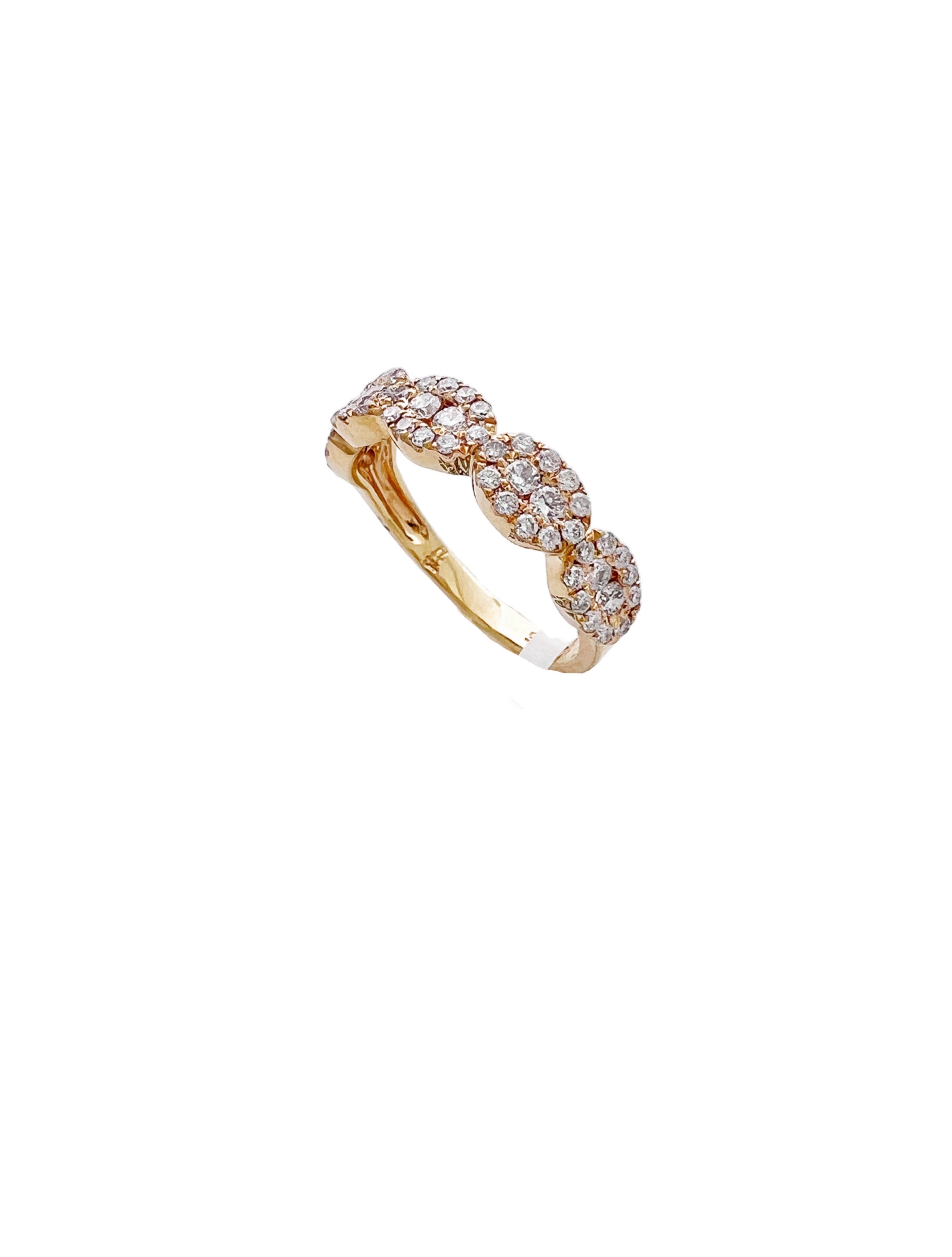 0.85 Carats Diamonds VS2 Set In 14 Karat Yellow Gold Ring