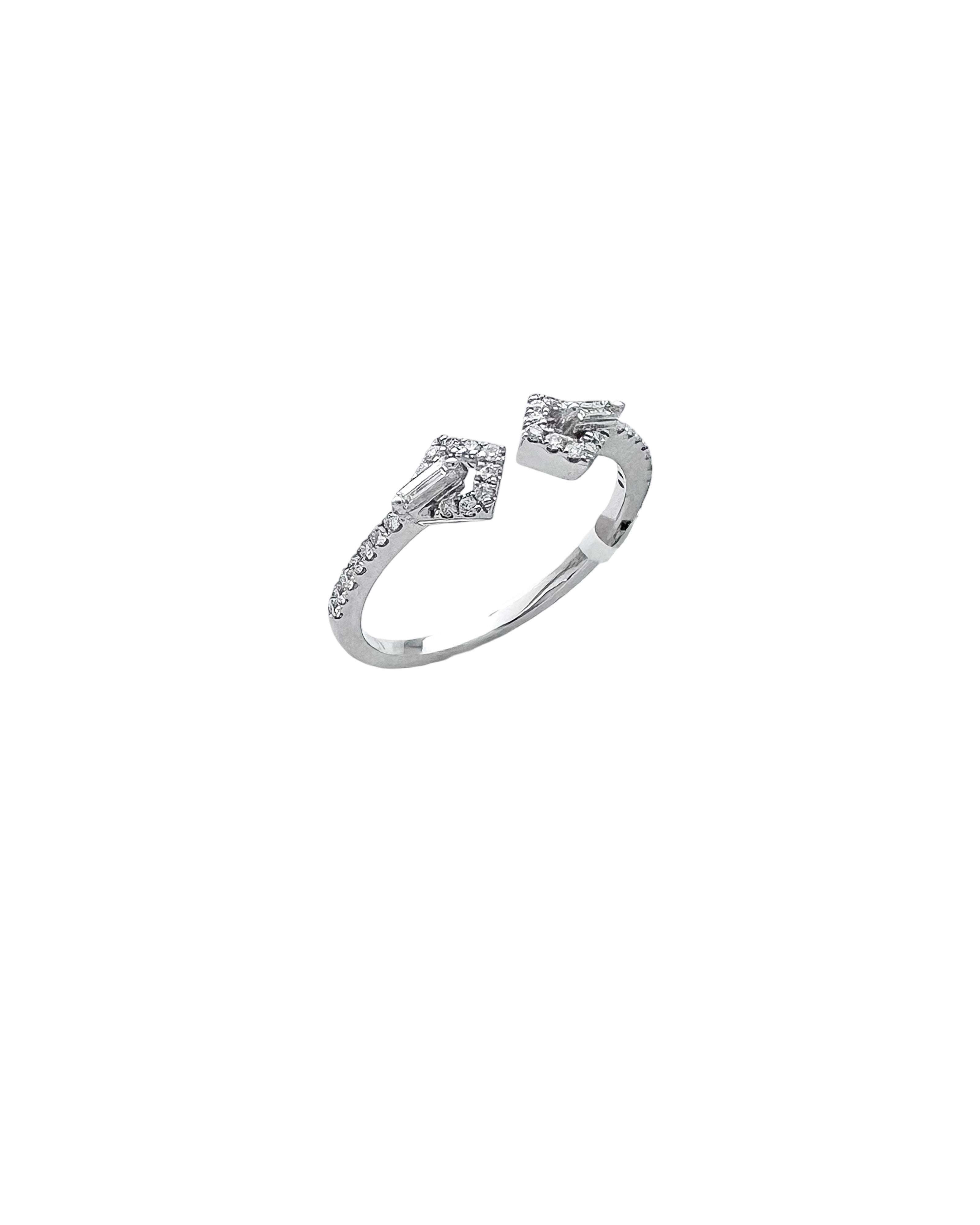 0.23 Carats Diamond VS2 Set In 14 Karat White Gold Gap Band