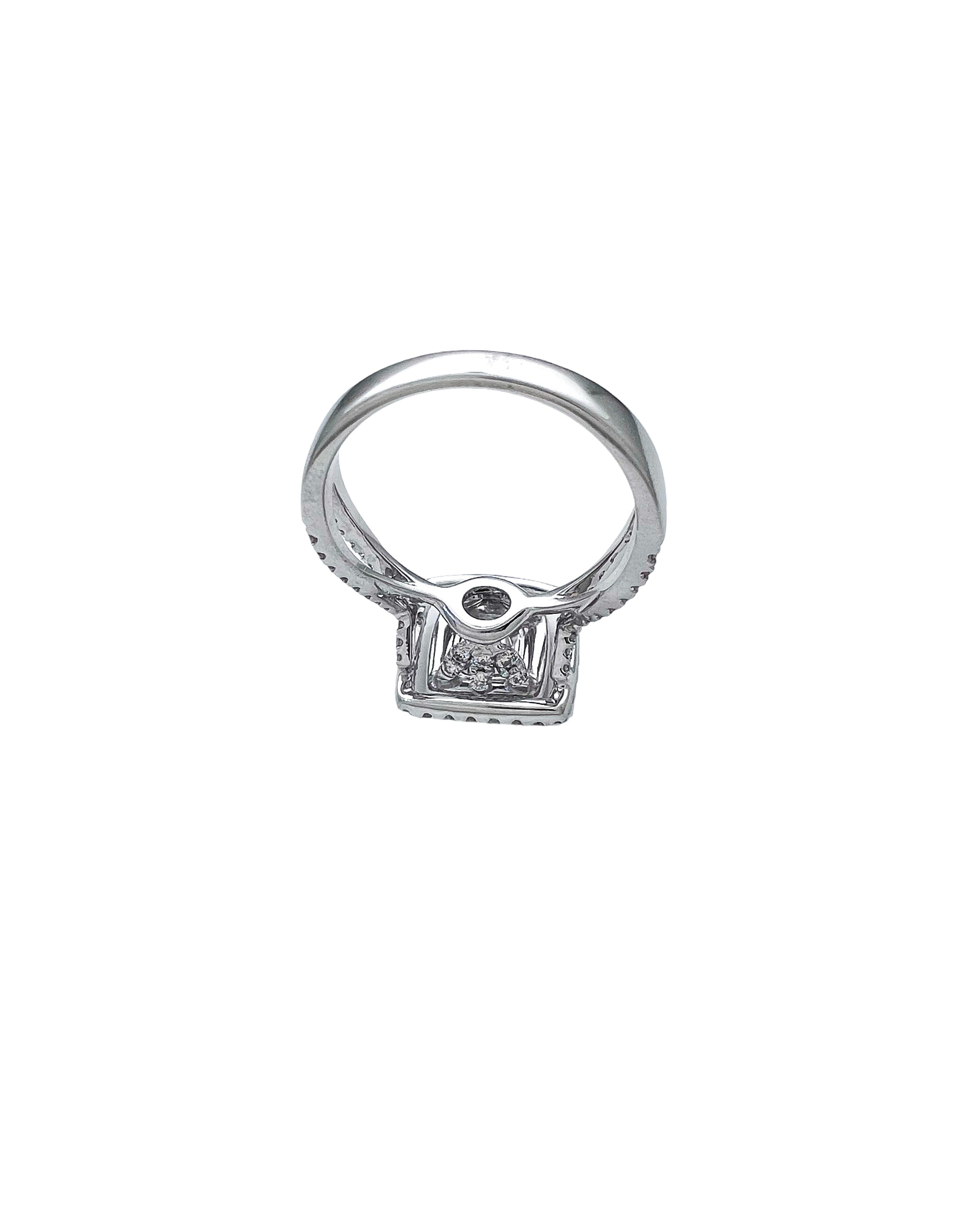 0.56 Carats Alexandrite GIA (Certified) & 0.92 Carats Diamonds VS2 Set In 18 Karat White-Yellow Gold Ring
