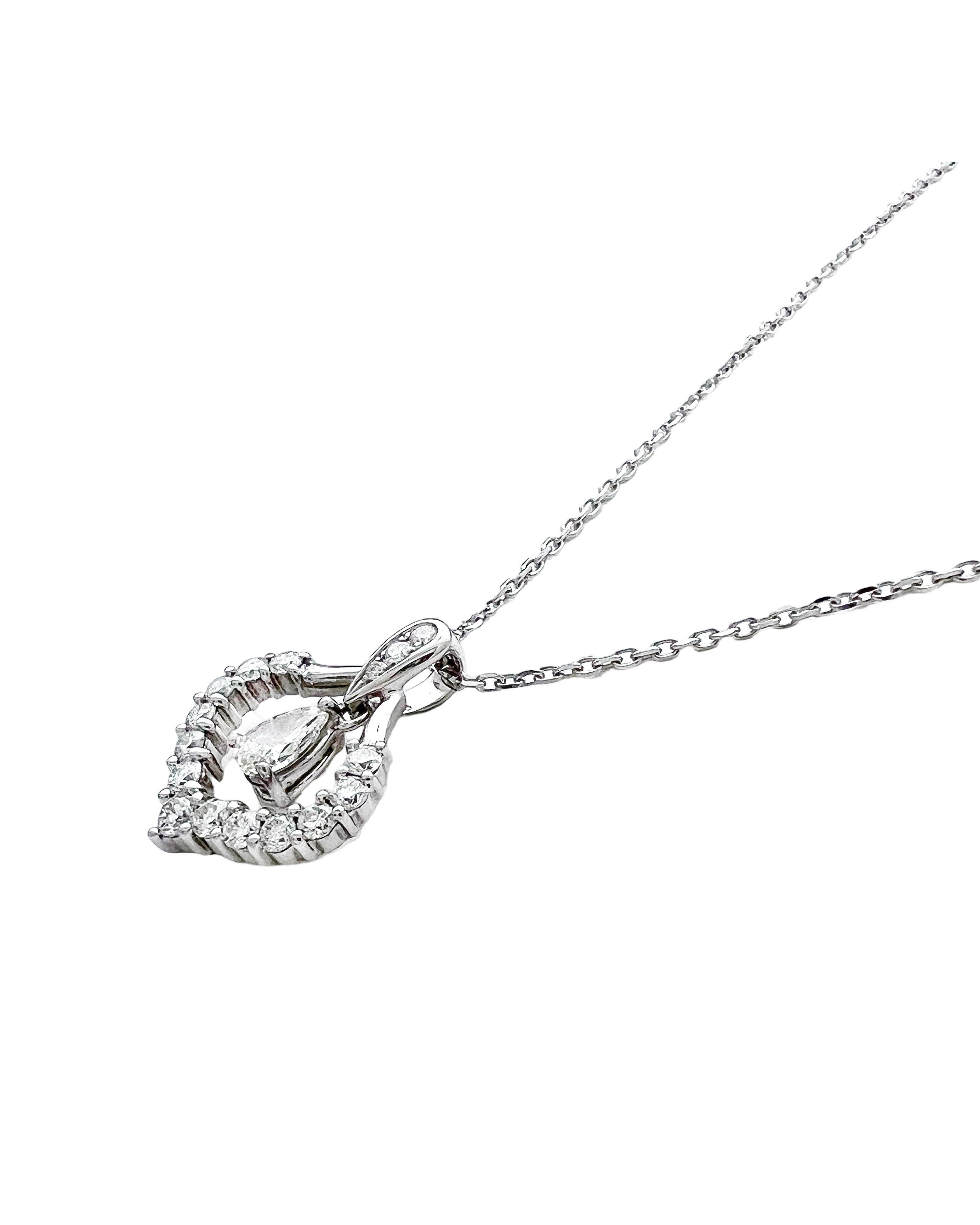 0.84 Carats Diamonds VS2 (Ctr .31) Set in 18 Karat White Gold Pendant & 18” Rolo Diamond-Cut Chain