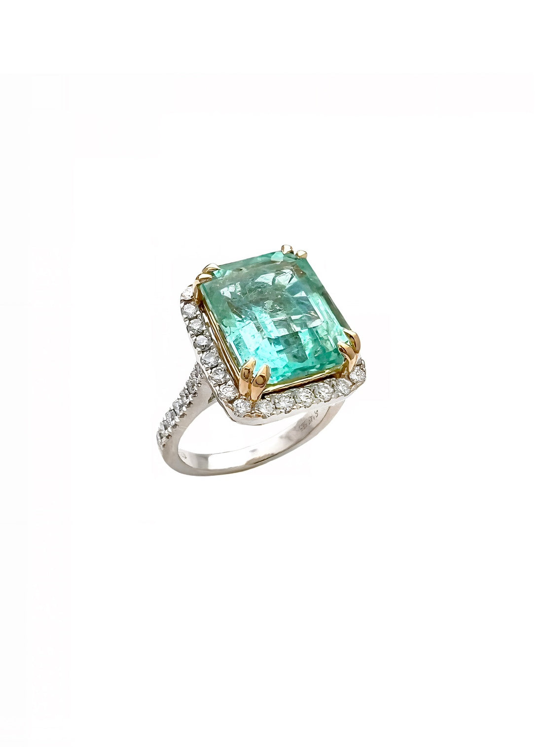 7.21 Carats Colombian Emerald F1 (Certified) & 1.02 Carats Diamonds VS2 Set In 14 Karat White Gold Ring