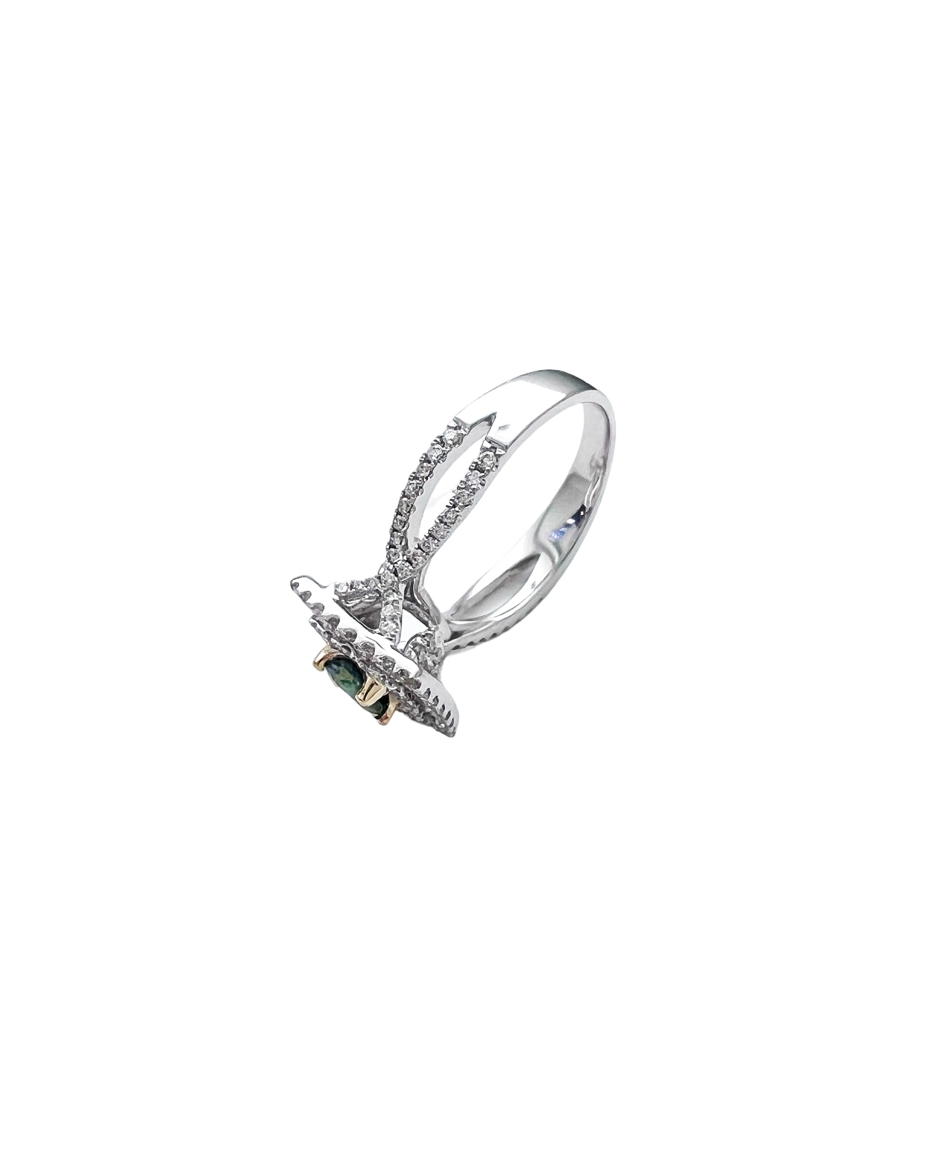 0.56 Carats Alexandrite GIA (Certified) & 0.92 Carats Diamonds VS2 Set In 18 Karat White-Yellow Gold Ring