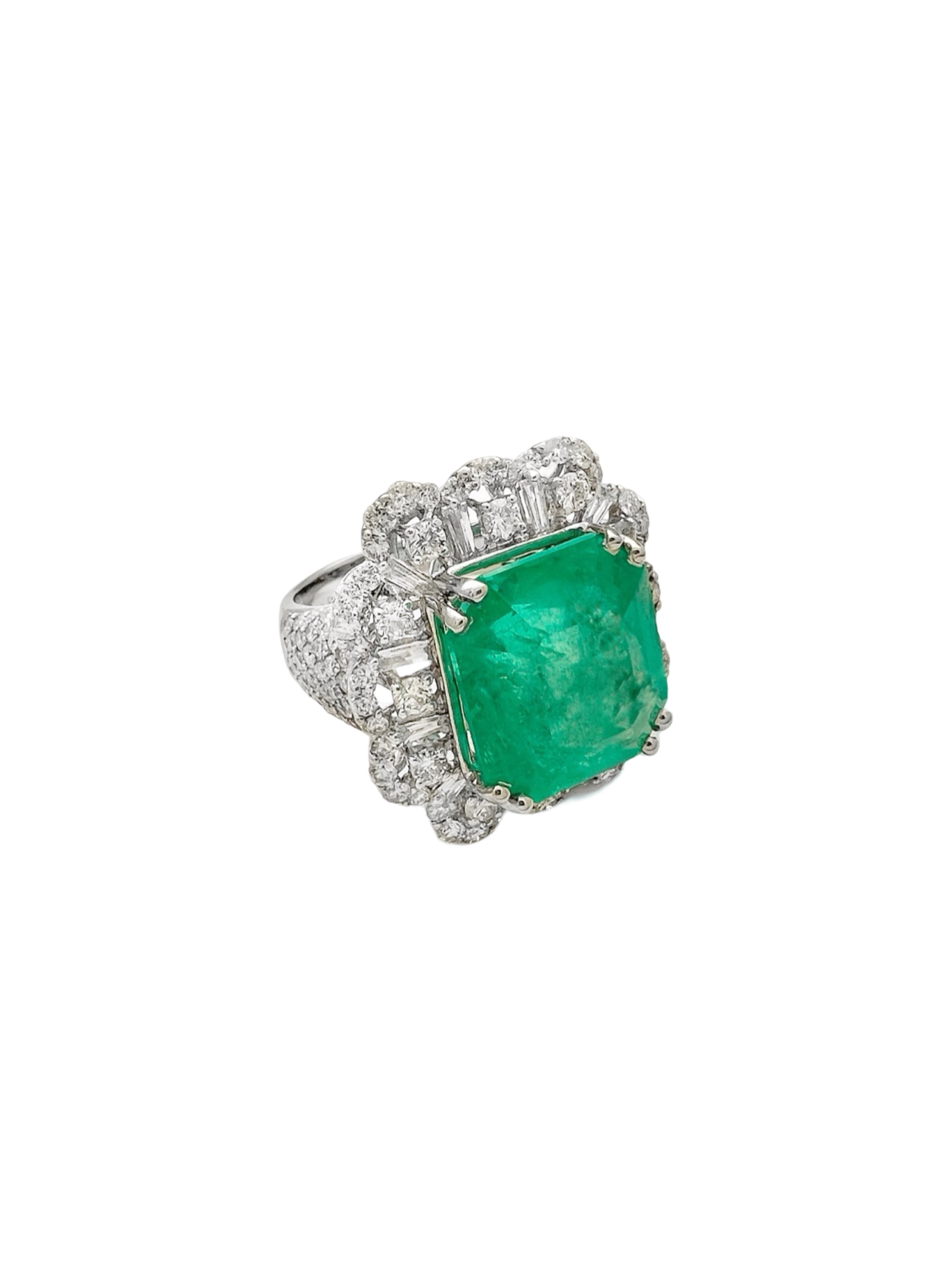 9.76Cts Colombian Emerald F1 (Certified) & 2.61Cts Diamonds VS2 Set 18Kt White Gold Ring