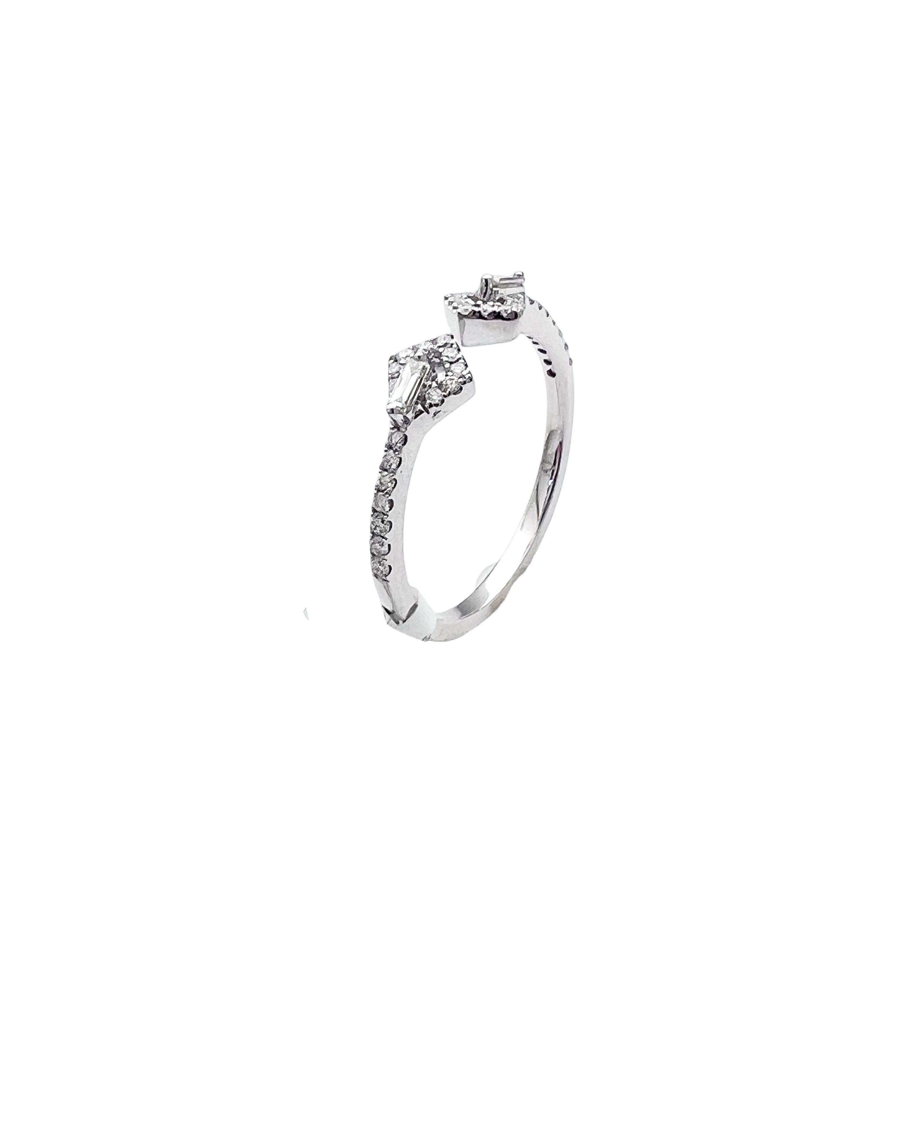 0.23 Carats Diamond VS2 Set In 14 Karat White Gold Gap Band