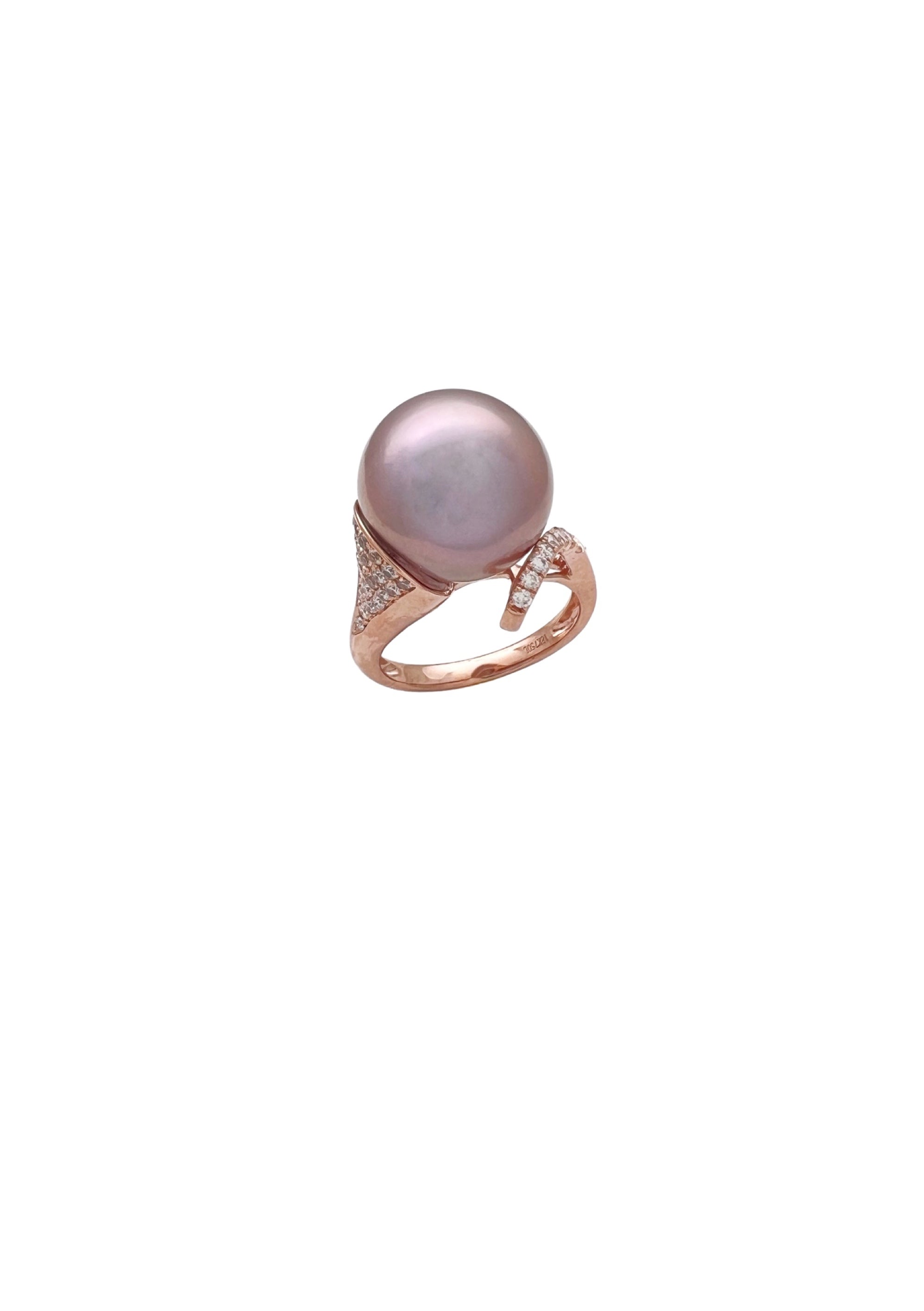 12.6MM Certified Aubergine South Sea Pearl & 0.31 Carats Diamonds Set In 18 Karat Rose Gold Ring