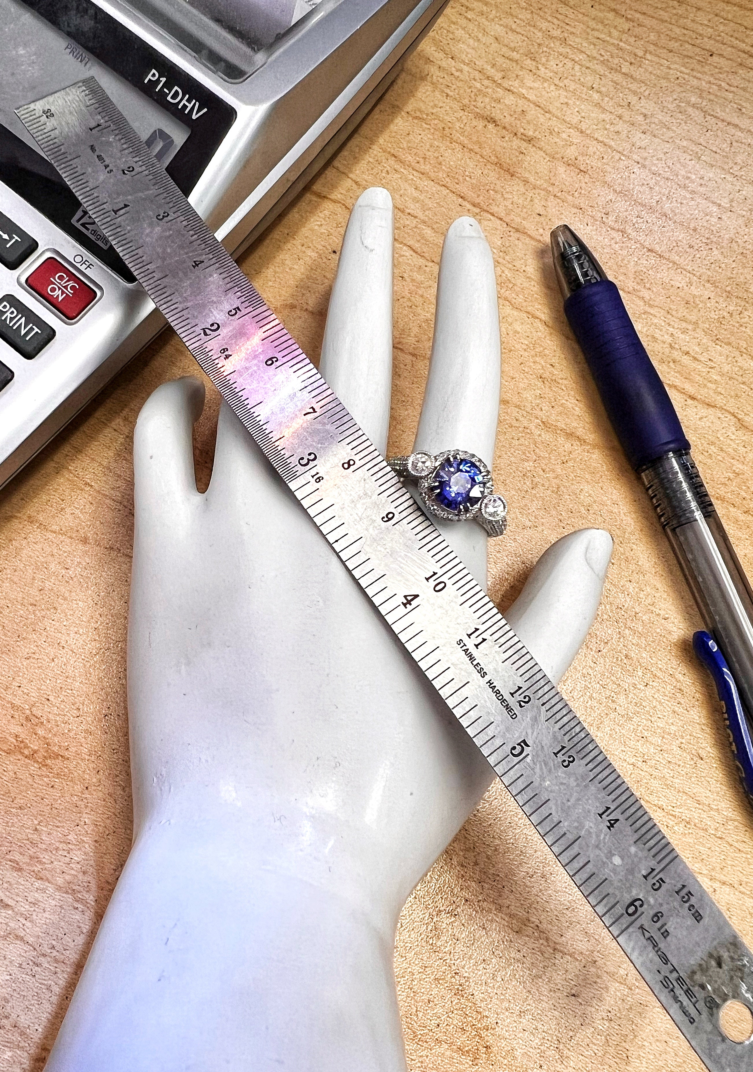 1.88 Carats Ceylon Sapphire Certified & 1.51 Carats Diamonds VS2 14Kt White Gold Ring