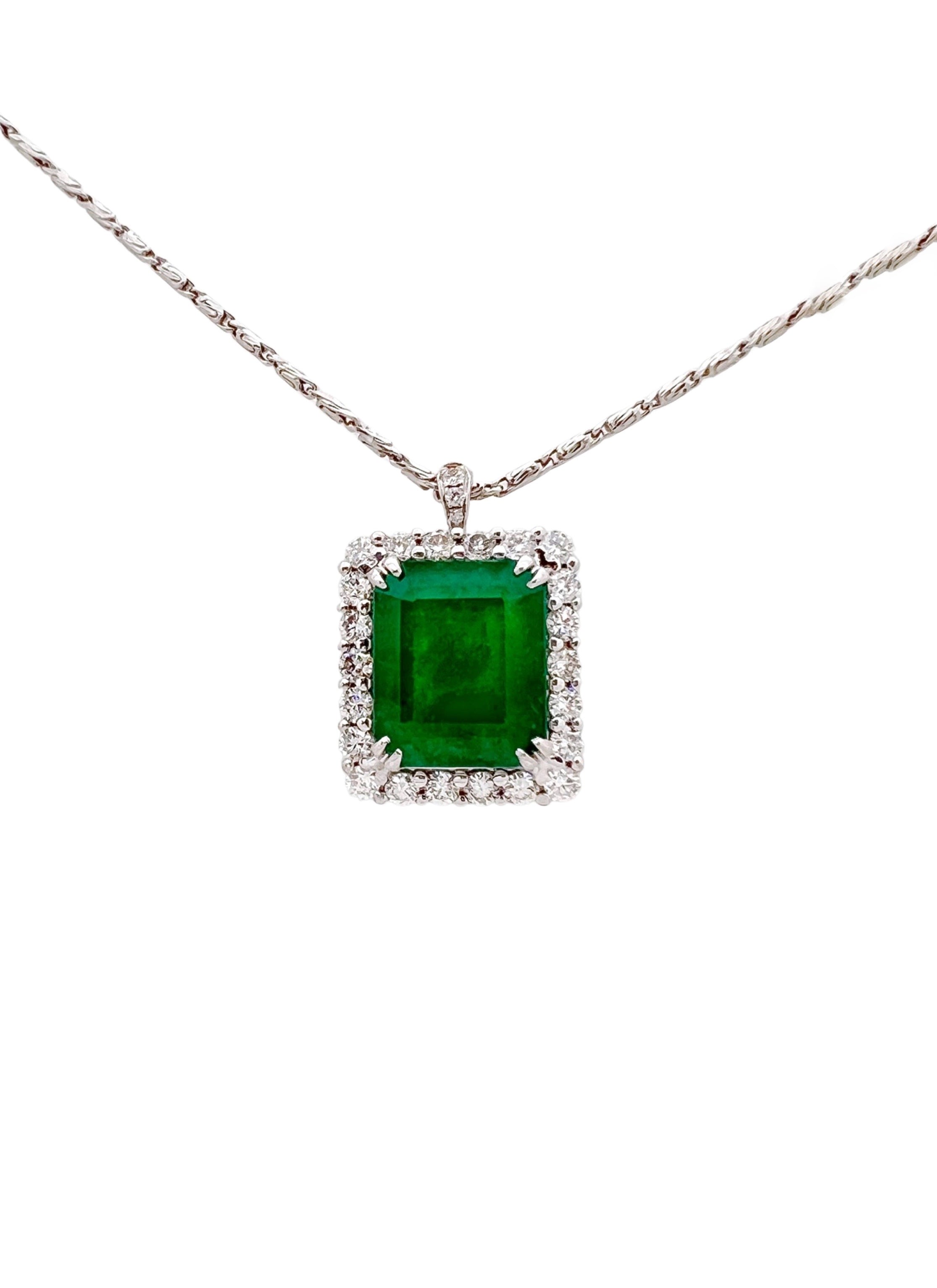 9.508 Carats  Emerald No-Oil  Brazilian (Certified) & 2.12Cts Diamonds Set In 18 Karat White Gold Ring Or Pendant