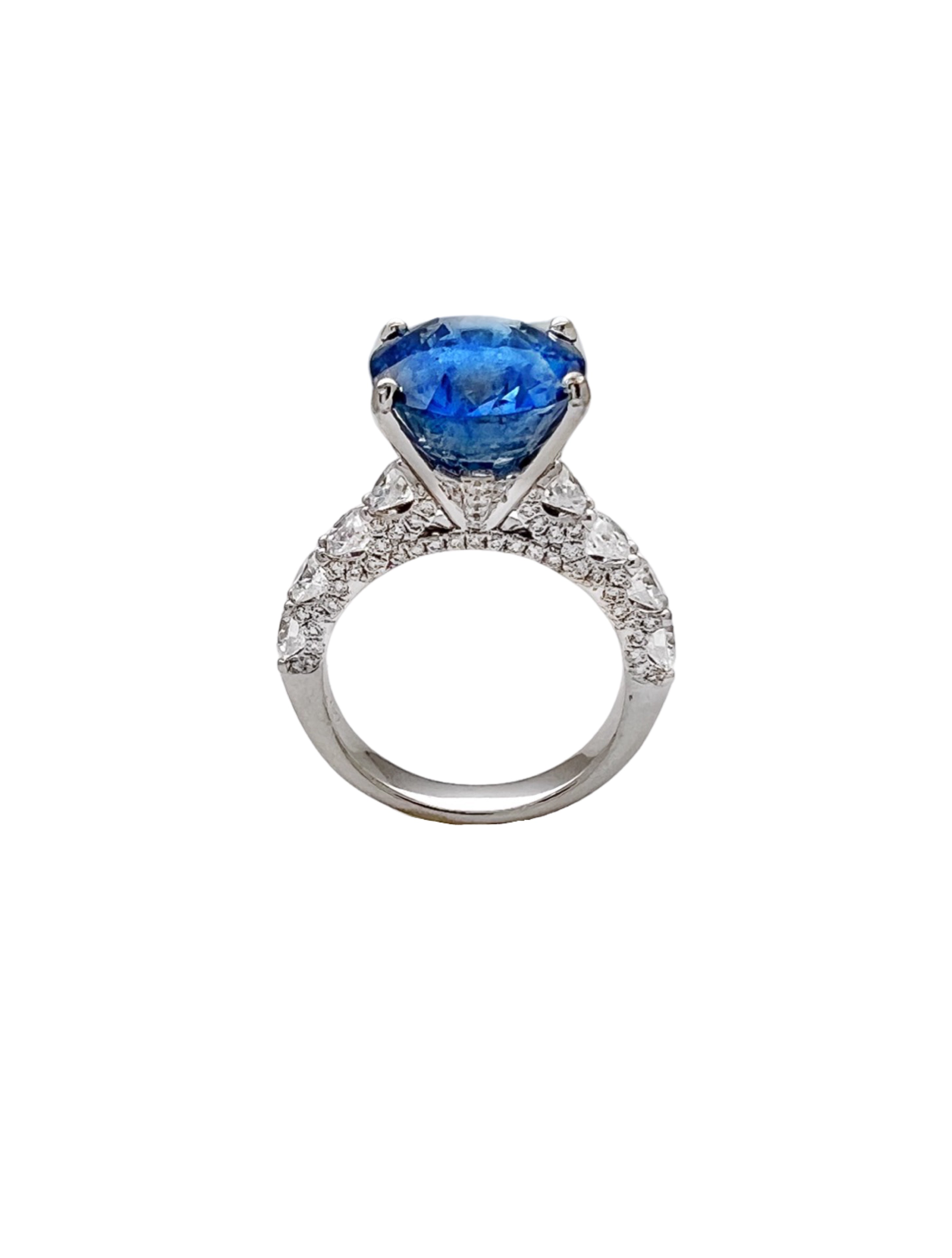 8.90Cts Unheated Lt-Med Blue Sapphire W/ 1.76Cts Diamond 18K White Gold Ring