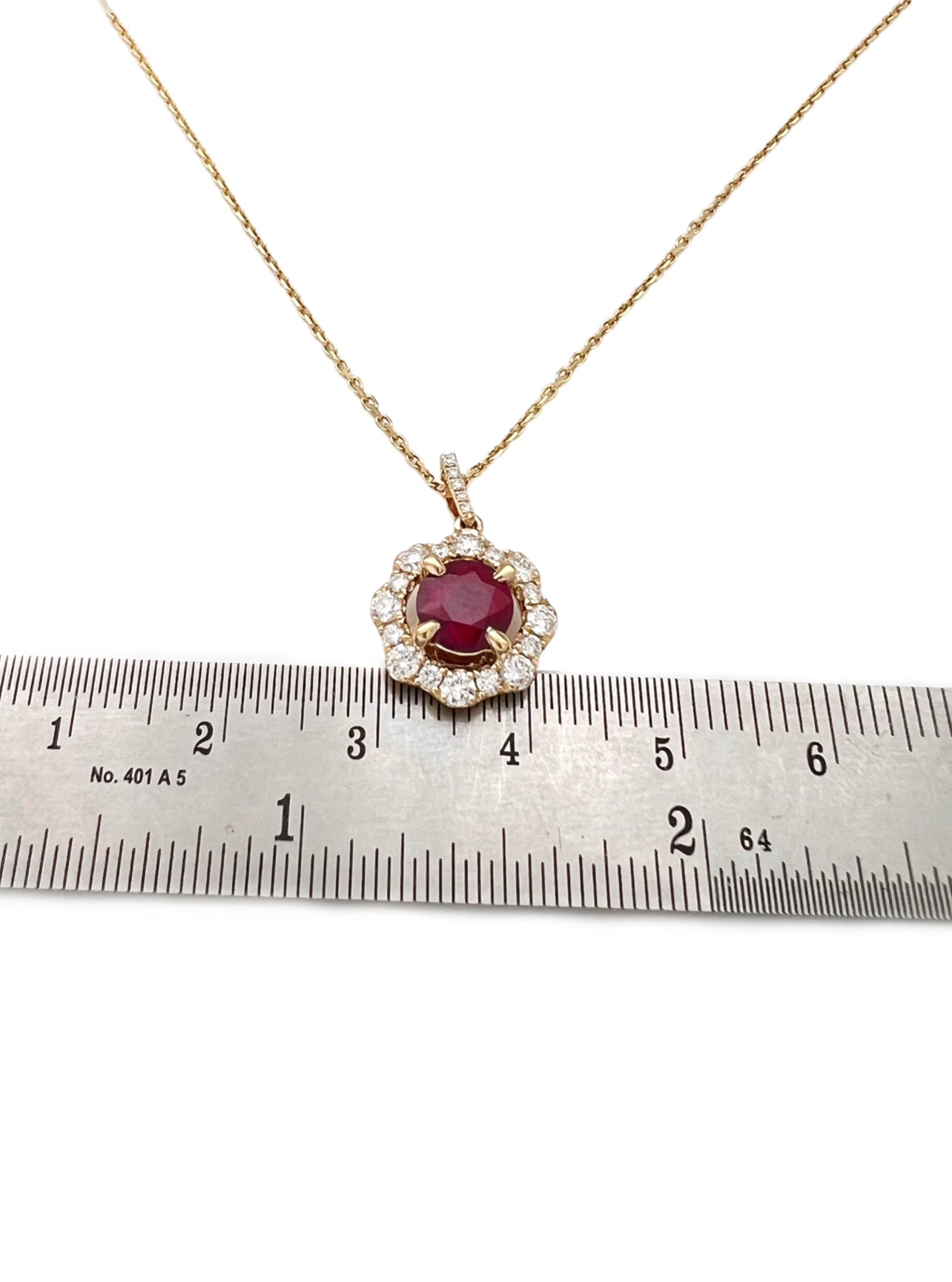 1.28 Carats Burma Ruby (Certified) & 0.88 Carats Diamond 18K Yellow Gold Pendant & Chain