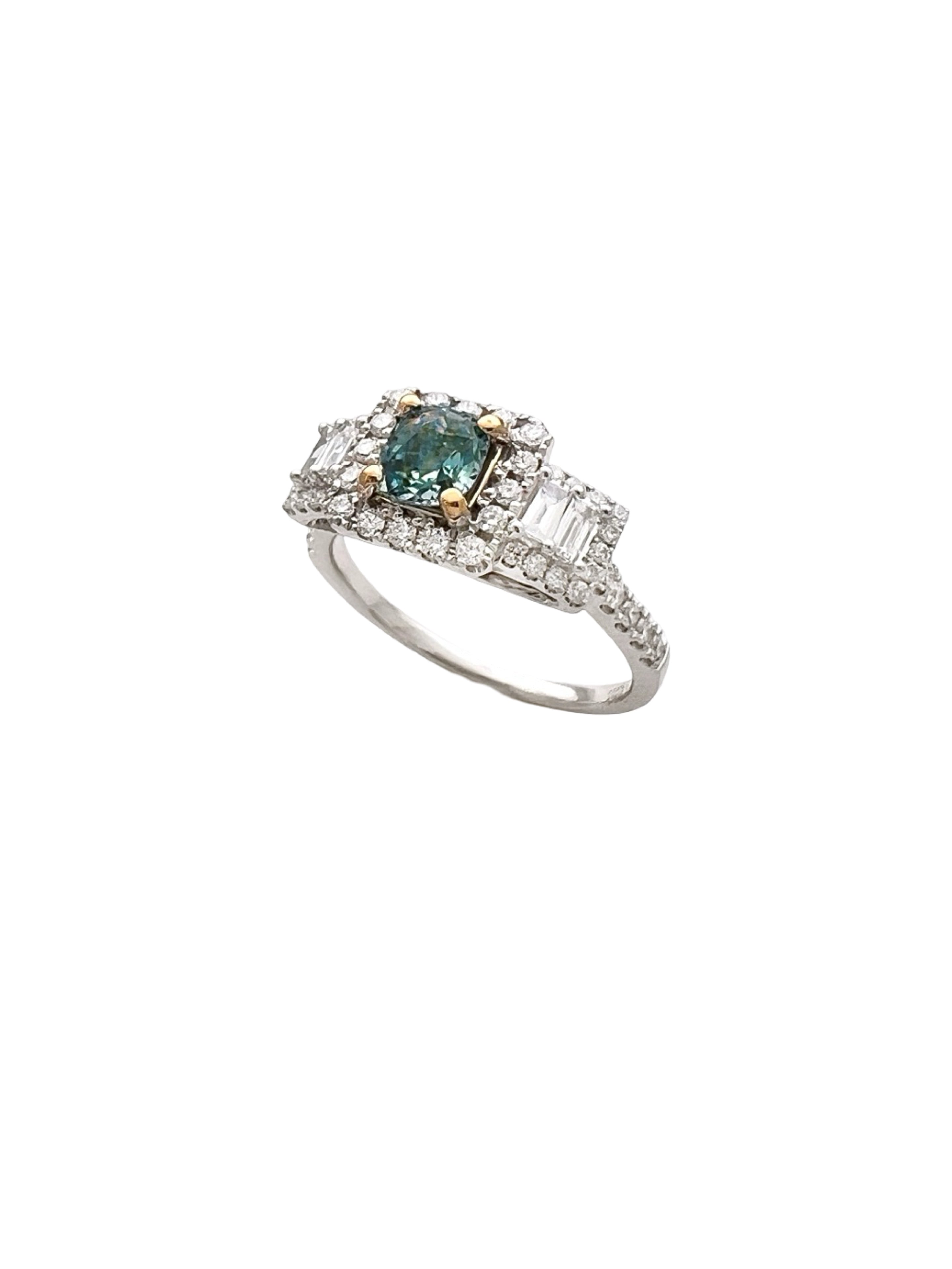 0.63 Carats Alexandrite GIA (Certified) & 0.92 Carats Diamonds VS2 Set In 14K White & Yellow Gold Ring