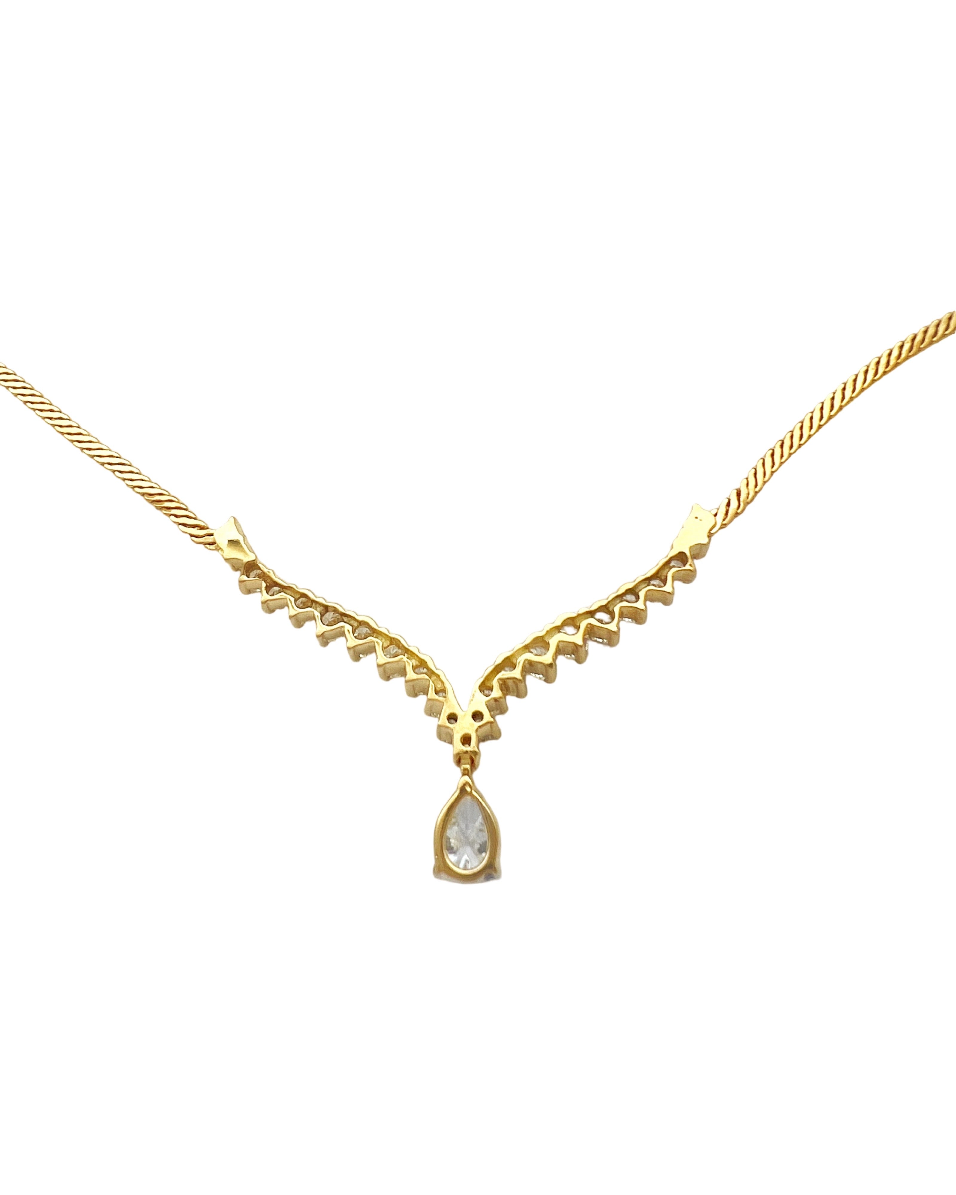 2.17 Carats Diamonds VS2 (Center 0.79 Carats) Set In 18 Karat Yellow Gold Necklace 17 Inches